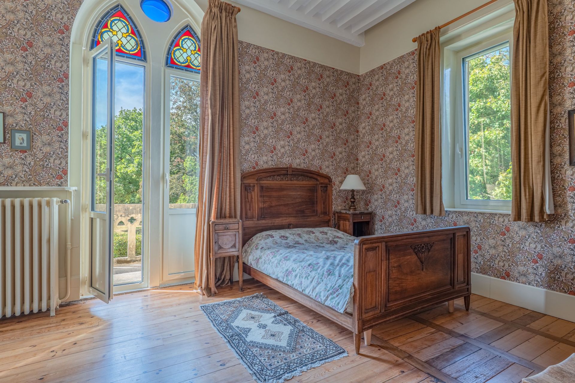 maison de luxe 10 Pièces en vente sur PERONNAS (01960)