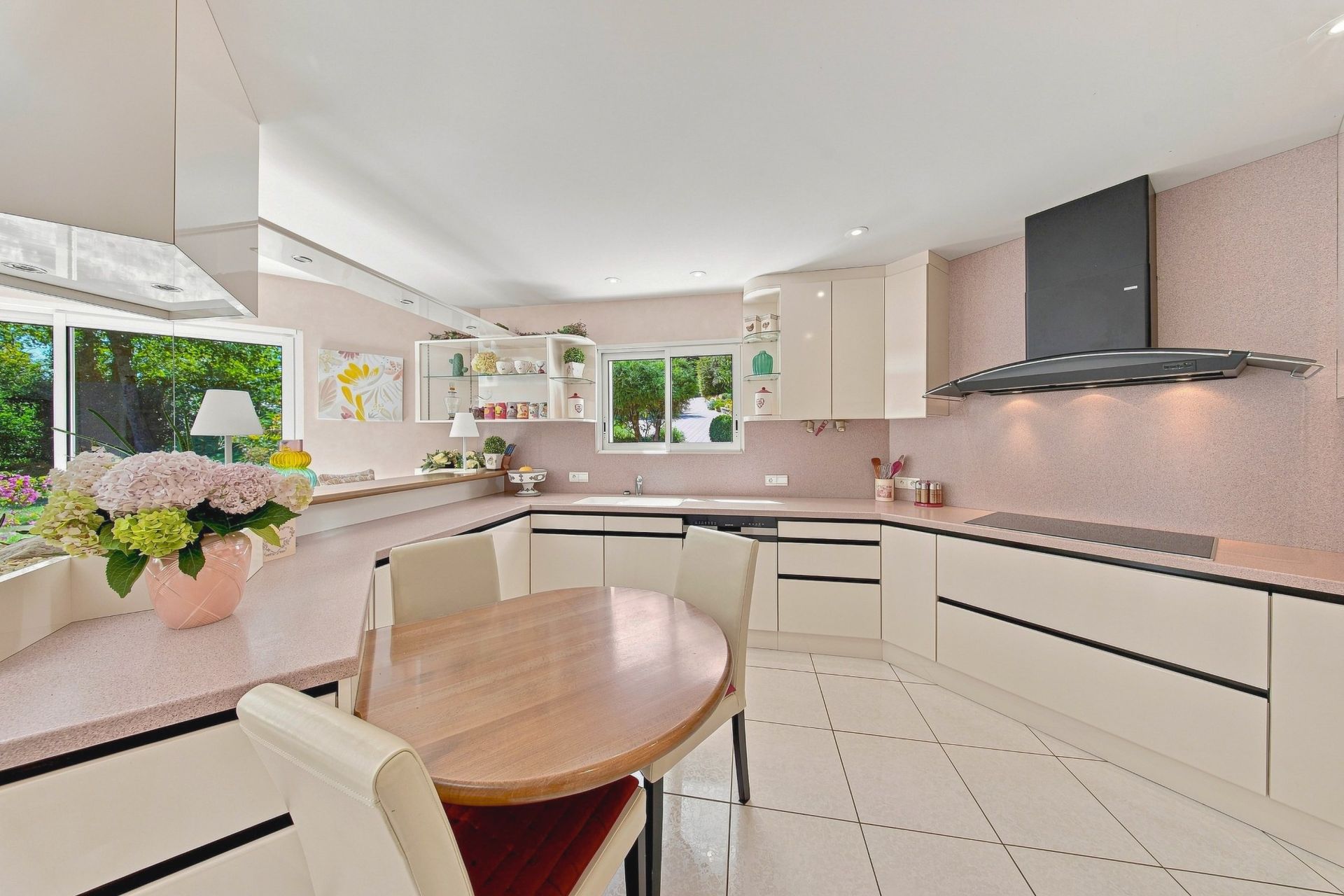 luxury house 5 Rooms for sale on ECHENEVEX (01170)