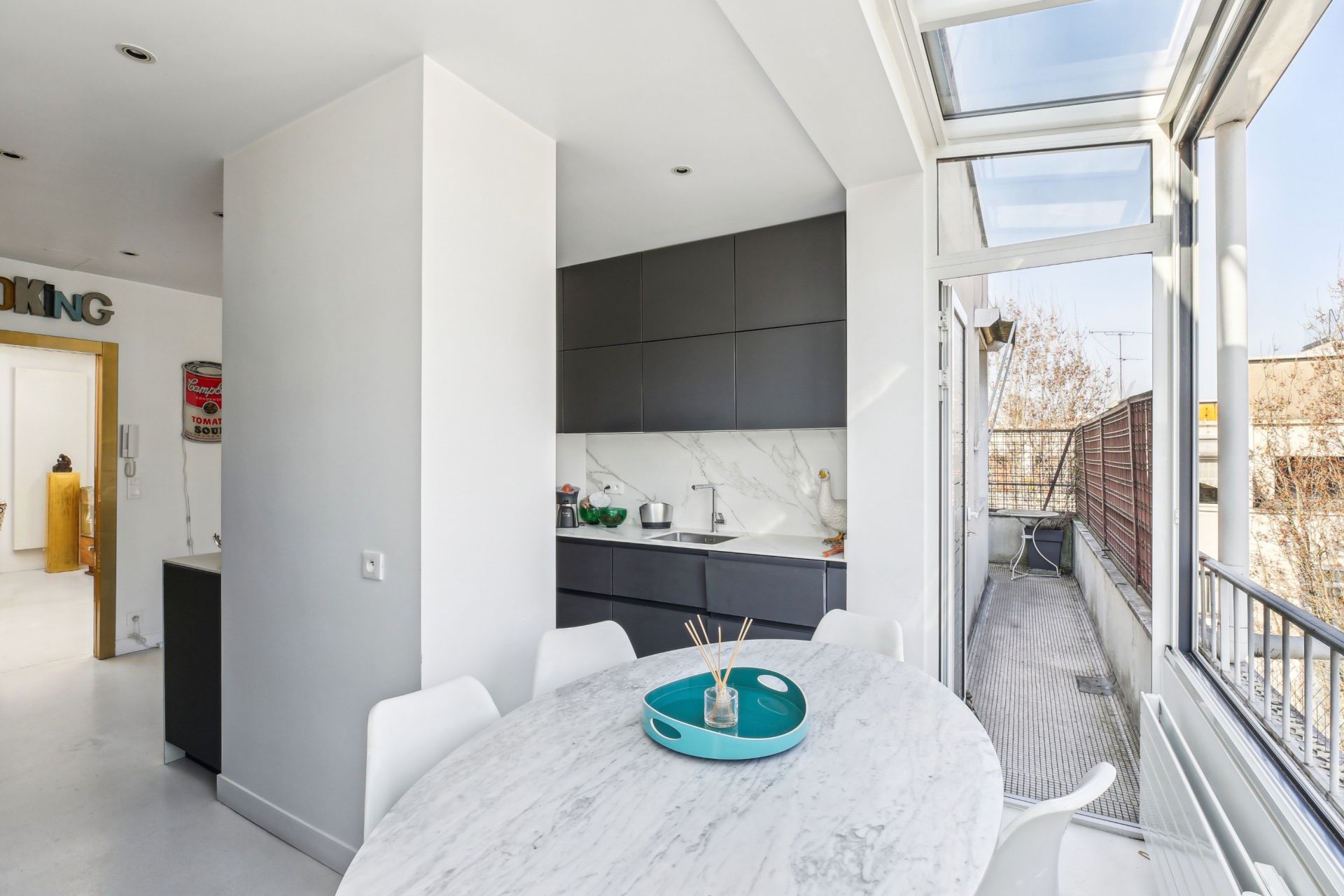 luxury apartment 6 Rooms for sale on PARIS (75016)