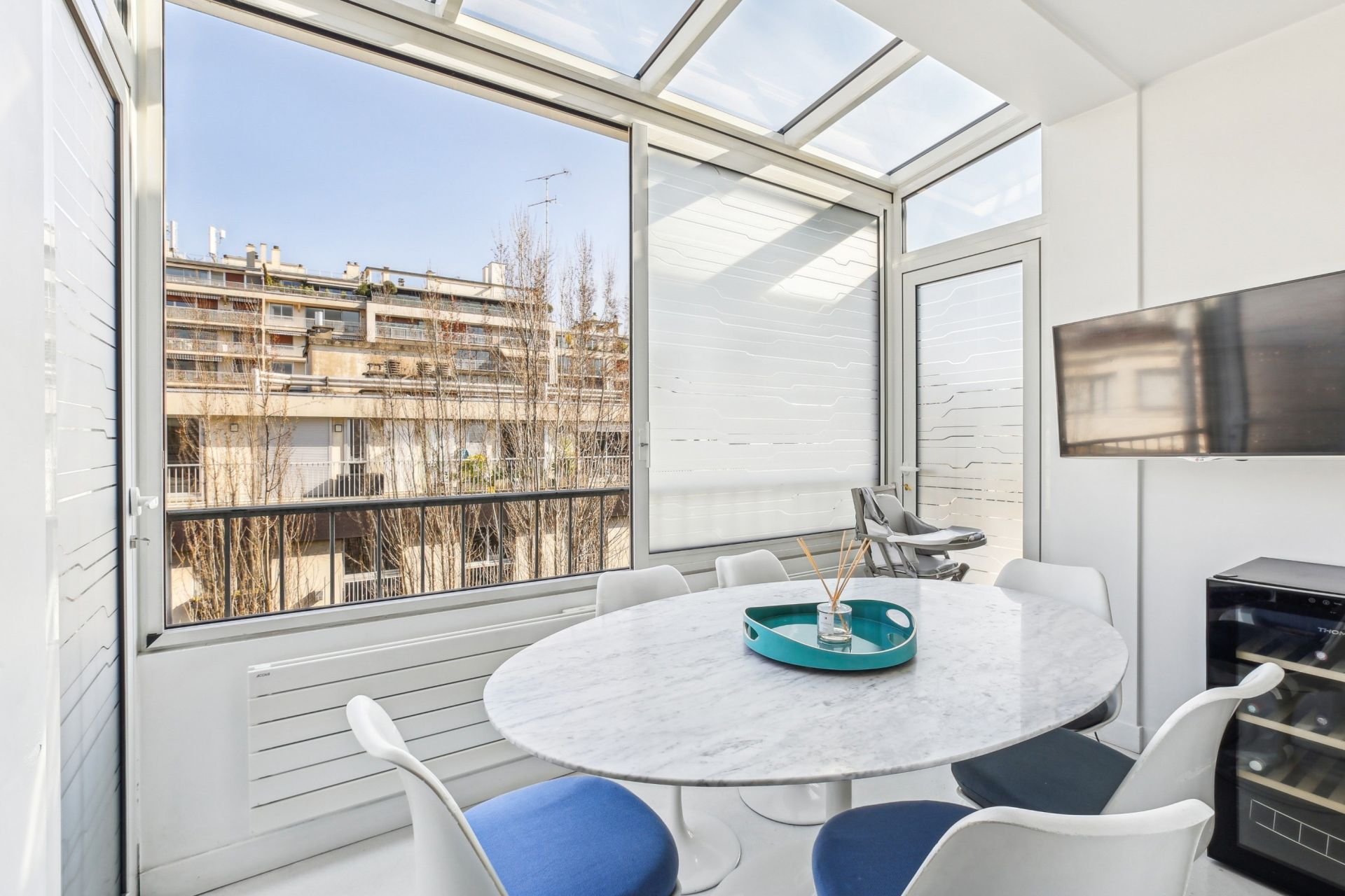 luxury apartment 6 Rooms for sale on PARIS (75016)