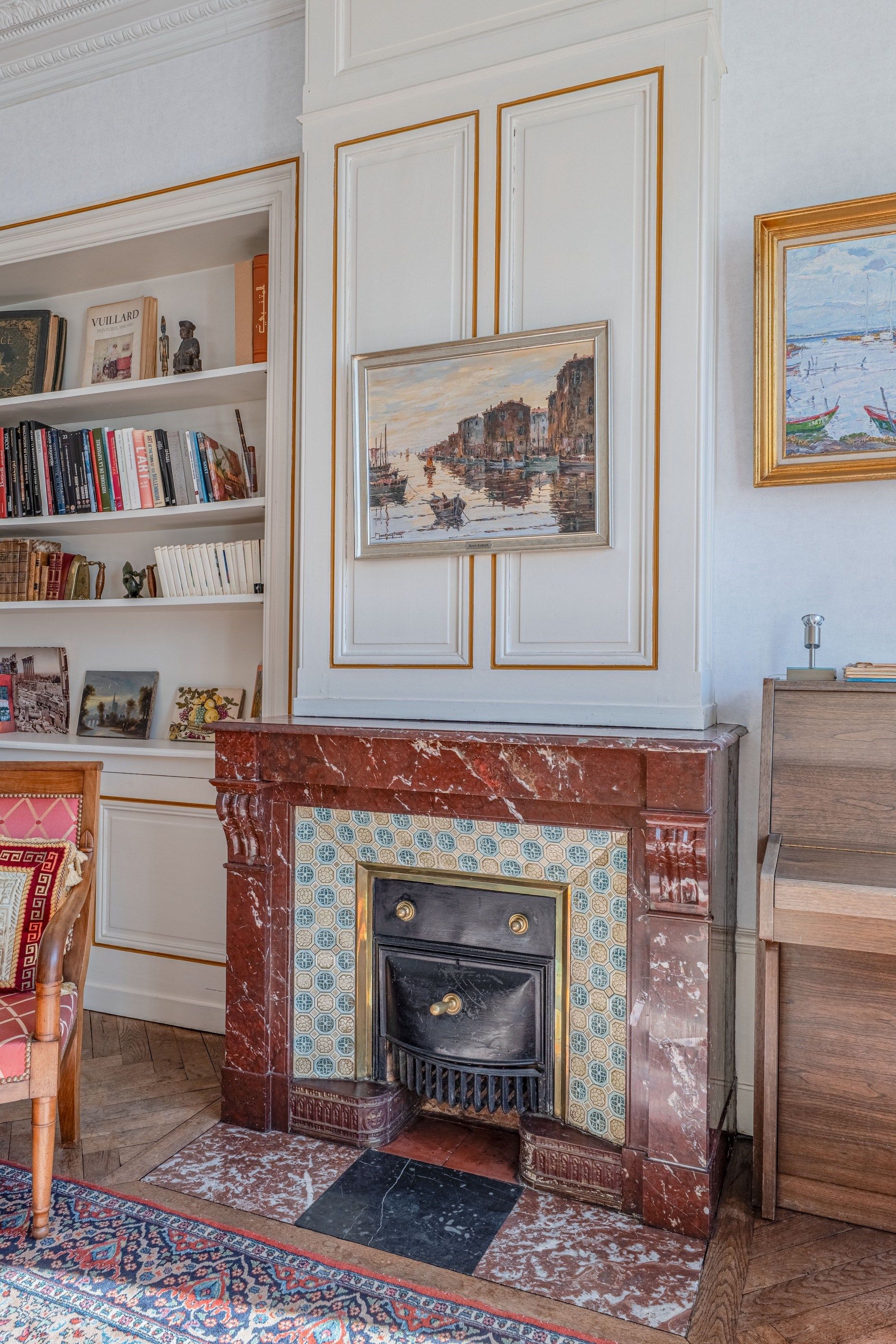 mansion (hôtel particulier) 9 Rooms for sale on CALUIRE ET CUIRE (69300)