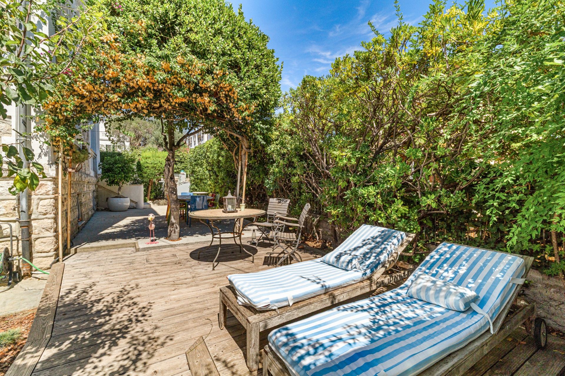 hôtel particulier 7 Pièces en vente sur NICE (06000)