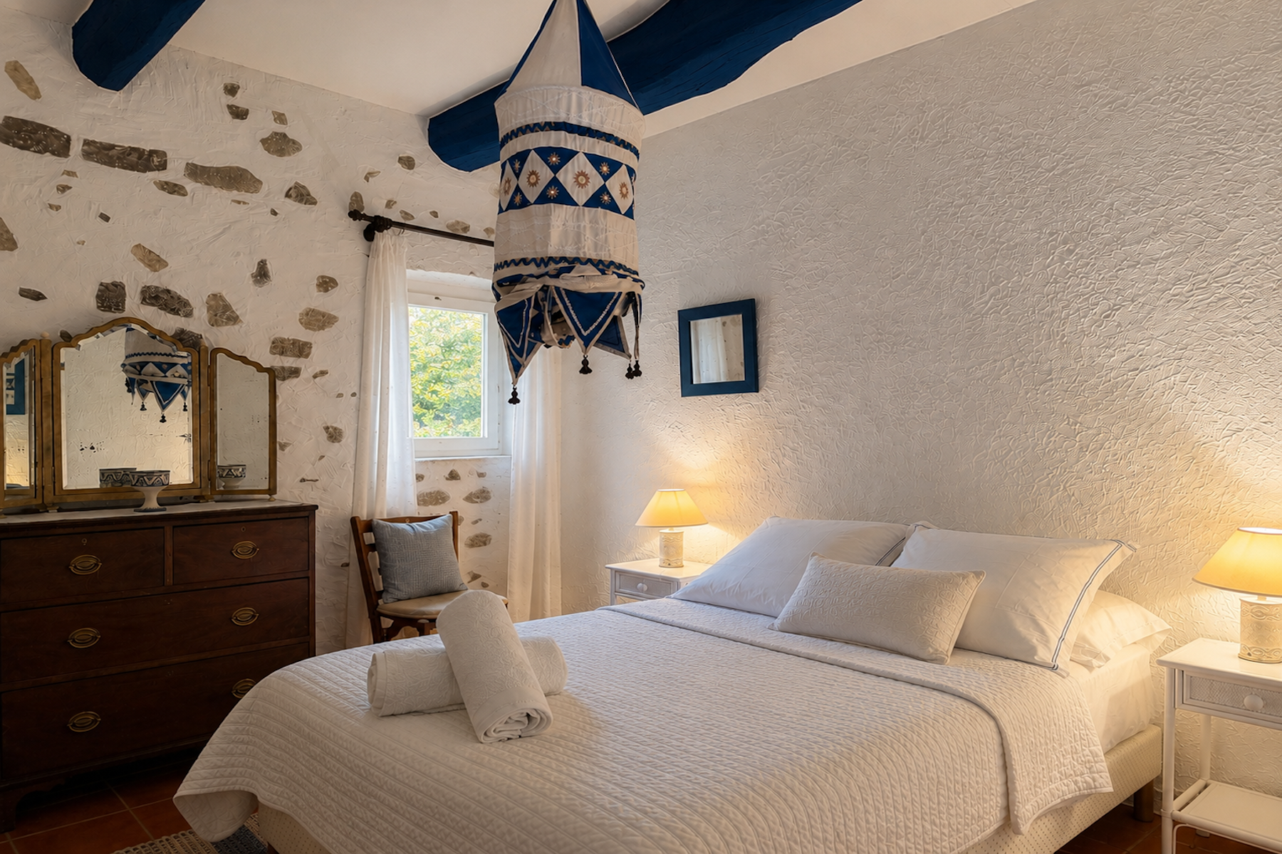 luxury house 6 Rooms for sale on UZES (30700)
