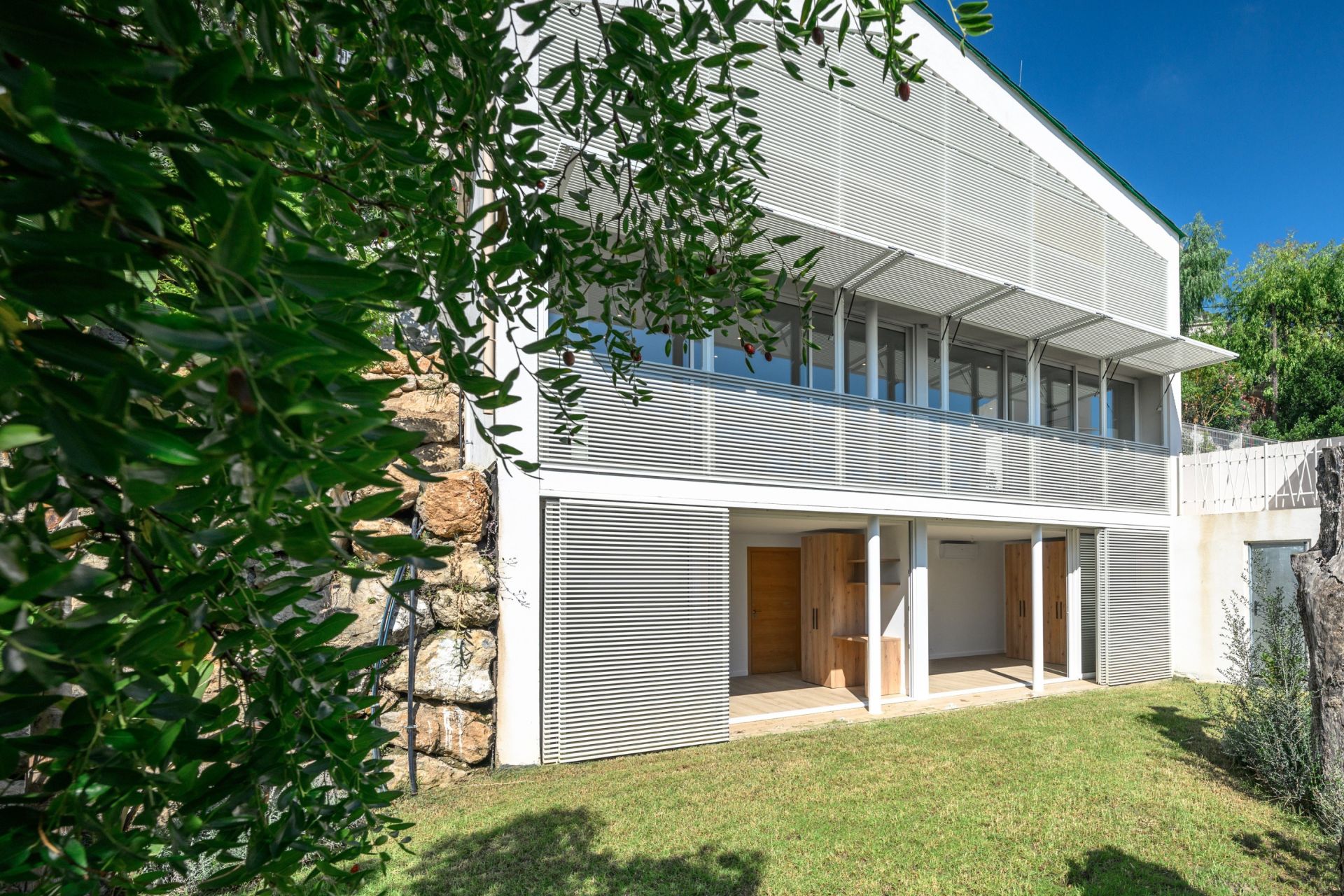 luxury villa 5 Rooms for sale on CAP D AIL (06320)