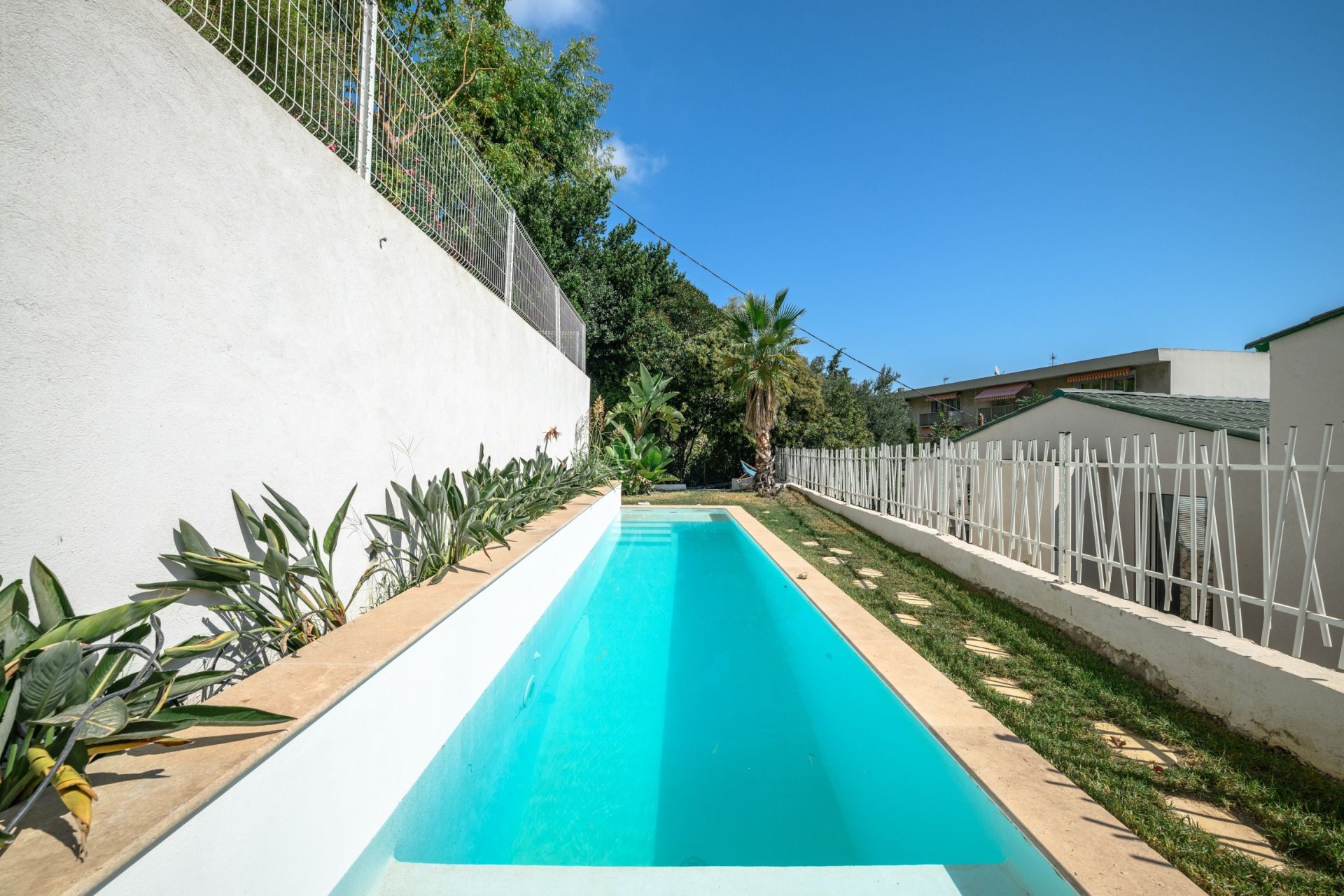 luxury villa 5 Rooms for sale on CAP D AIL (06320)