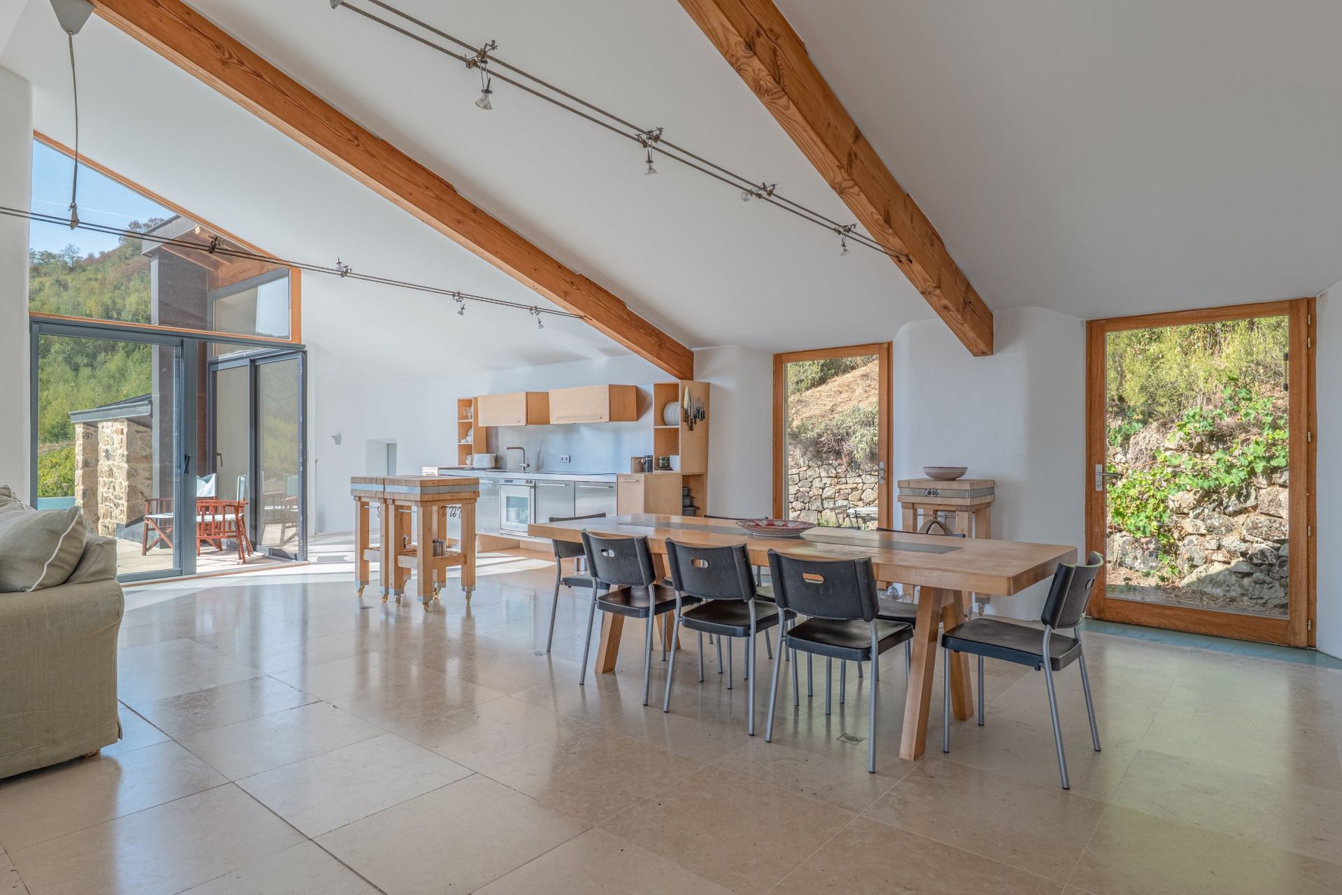 maison d'architecte 6 Pièces en vente sur MARCHAMPT (69430)