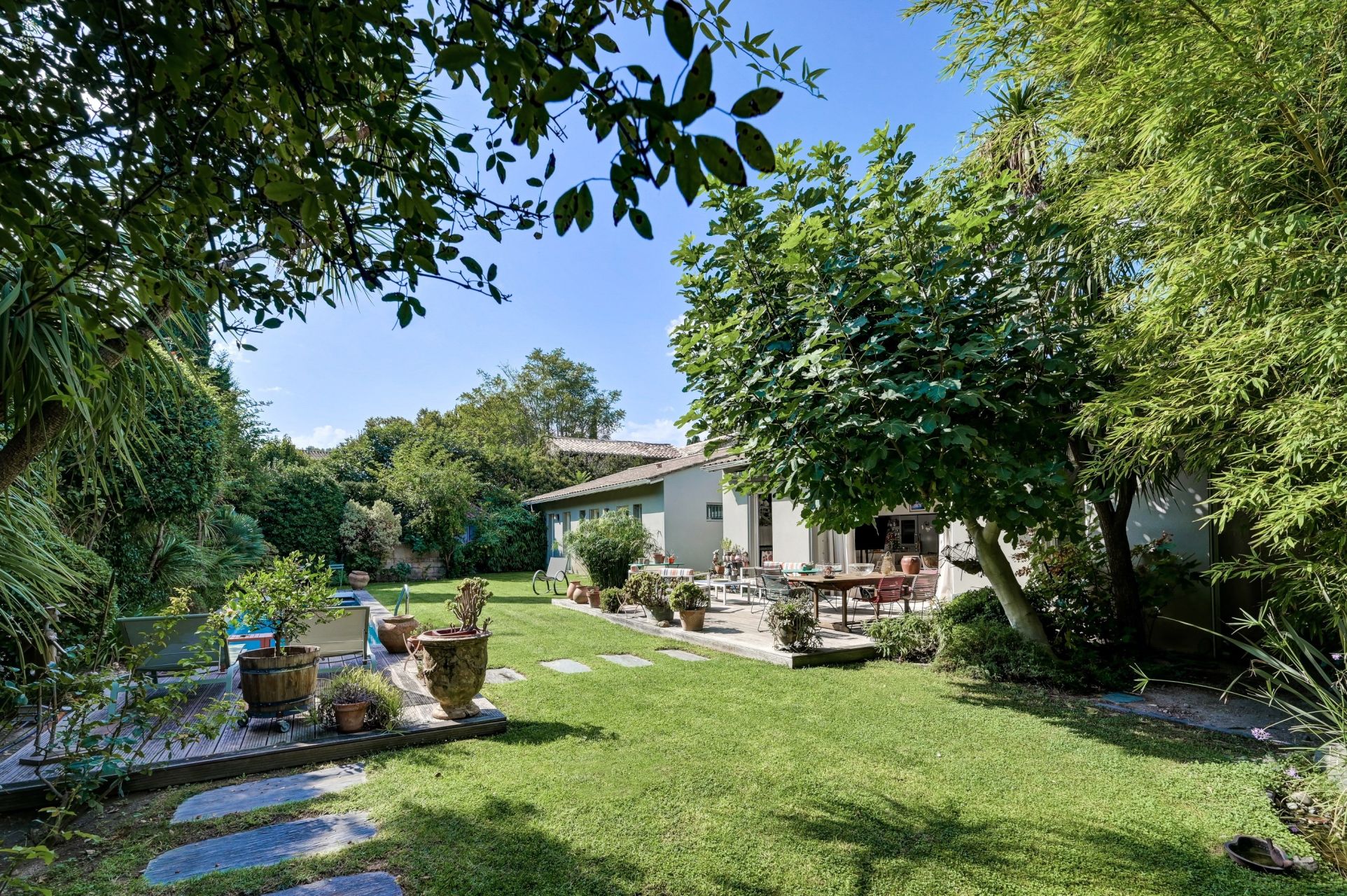 maison de luxe 5 Pièces en vente sur VILLENEUVE LES AVIGNON (30400)