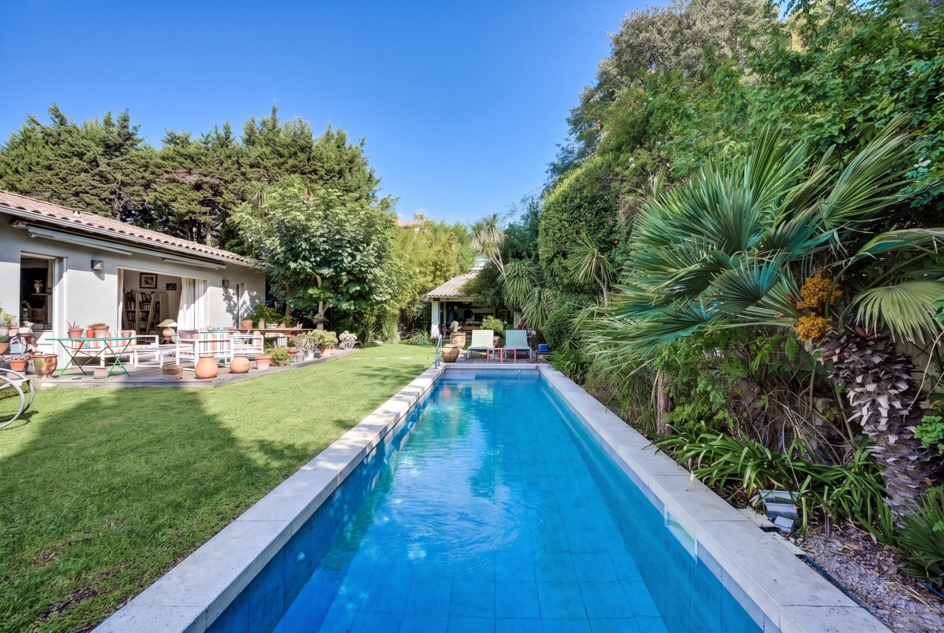 maison de luxe 5 Pièces en vente sur VILLENEUVE LES AVIGNON (30400)