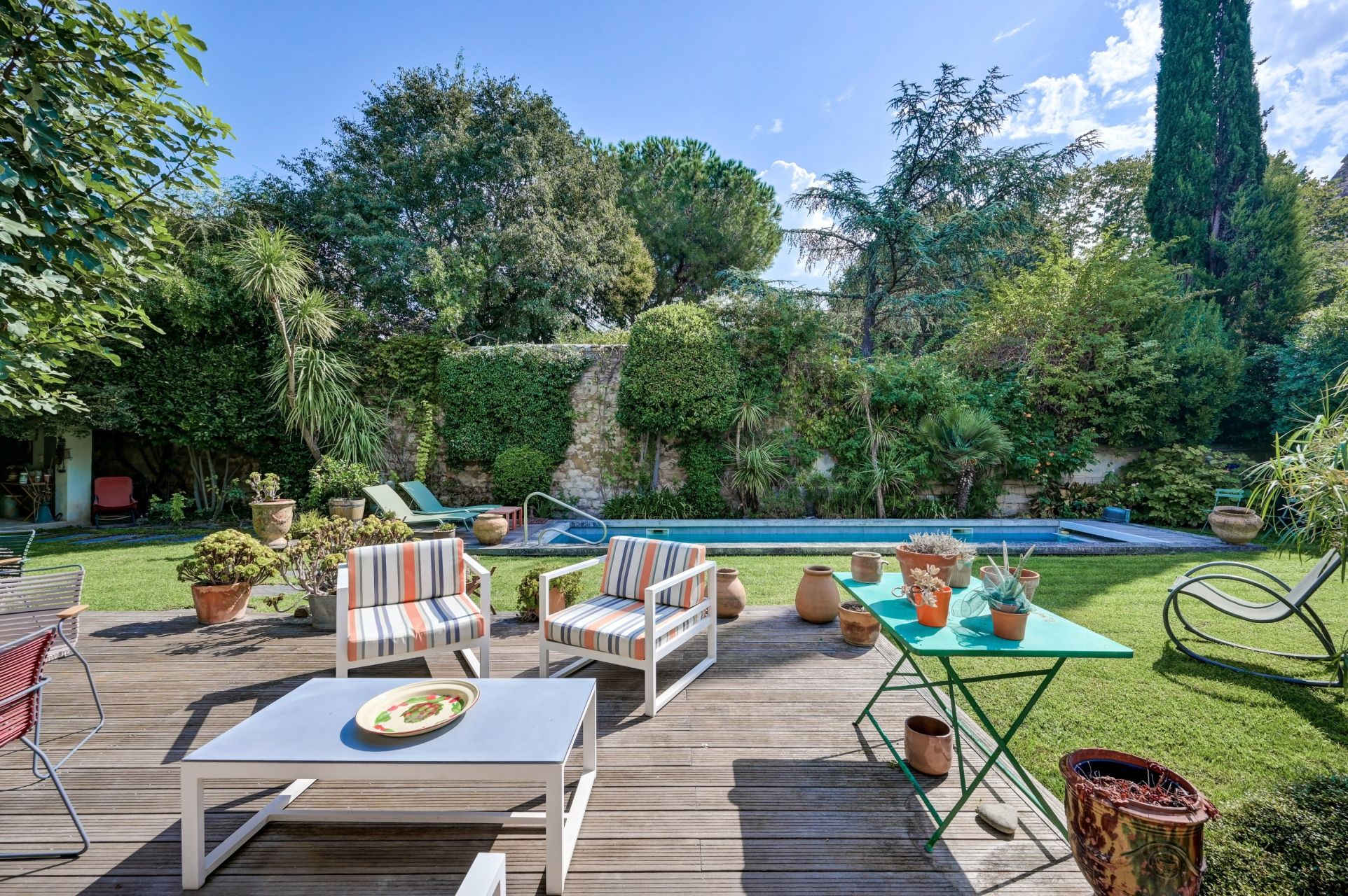 maison de luxe 5 Pièces en vente sur VILLENEUVE LES AVIGNON (30400)