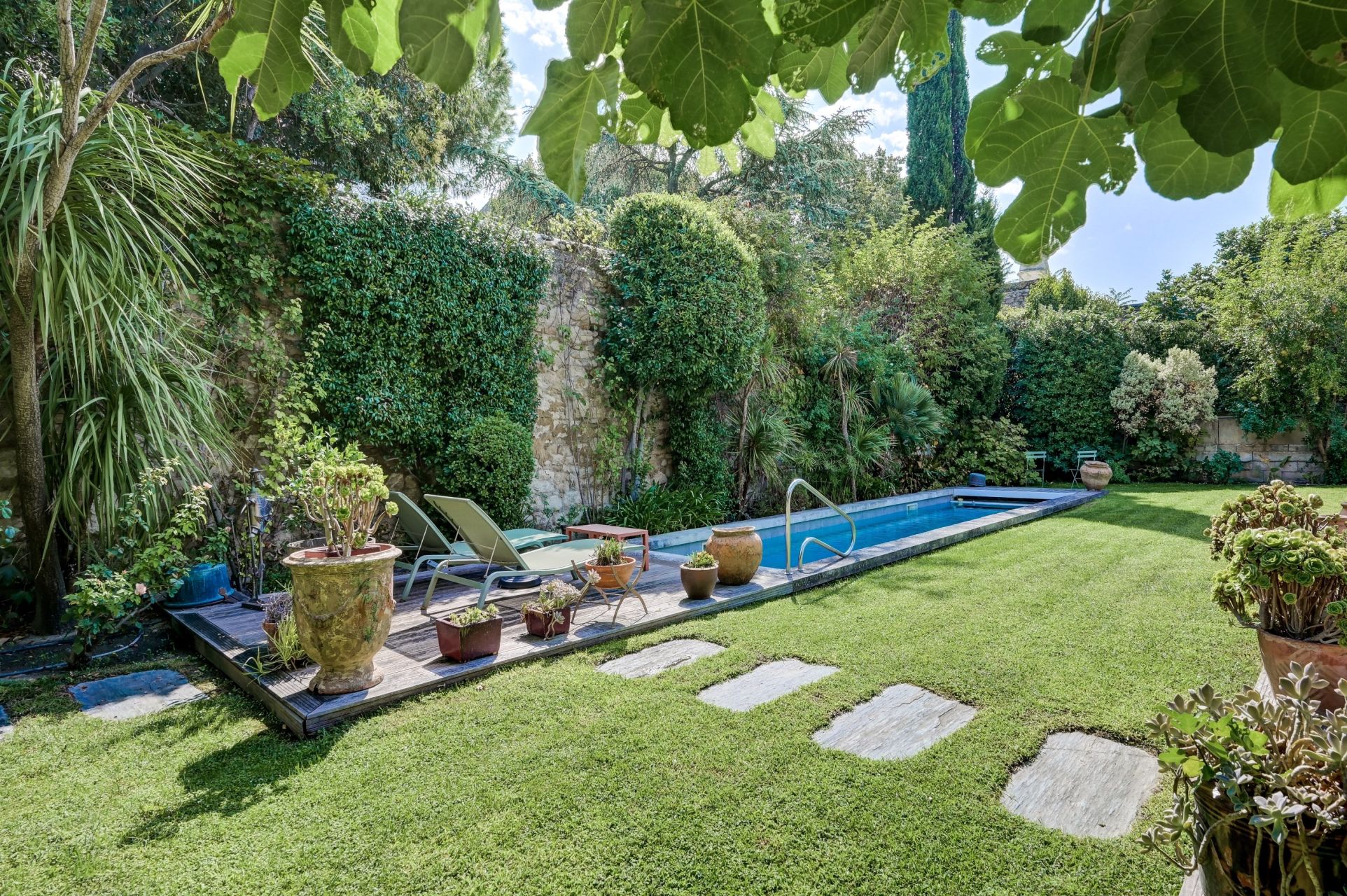 maison de luxe 5 Pièces en vente sur VILLENEUVE LES AVIGNON (30400)