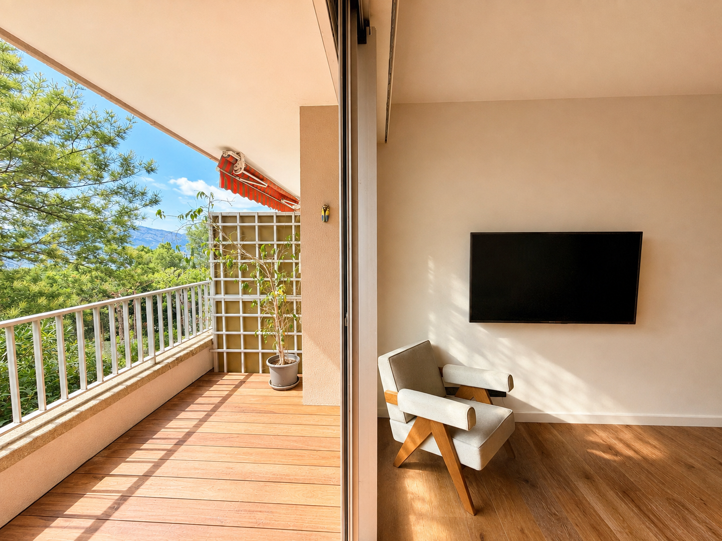 luxury apartment 2 Rooms for rent on MARSEILLE (13007)