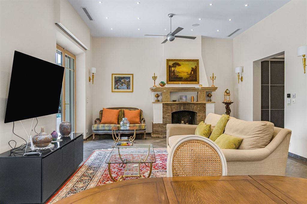 villa de luxe 10 Pièces en vente sur GRASSE (06130)