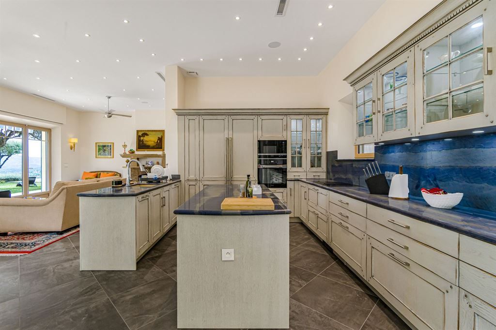 villa de luxe 10 Pièces en vente sur GRASSE (06130)