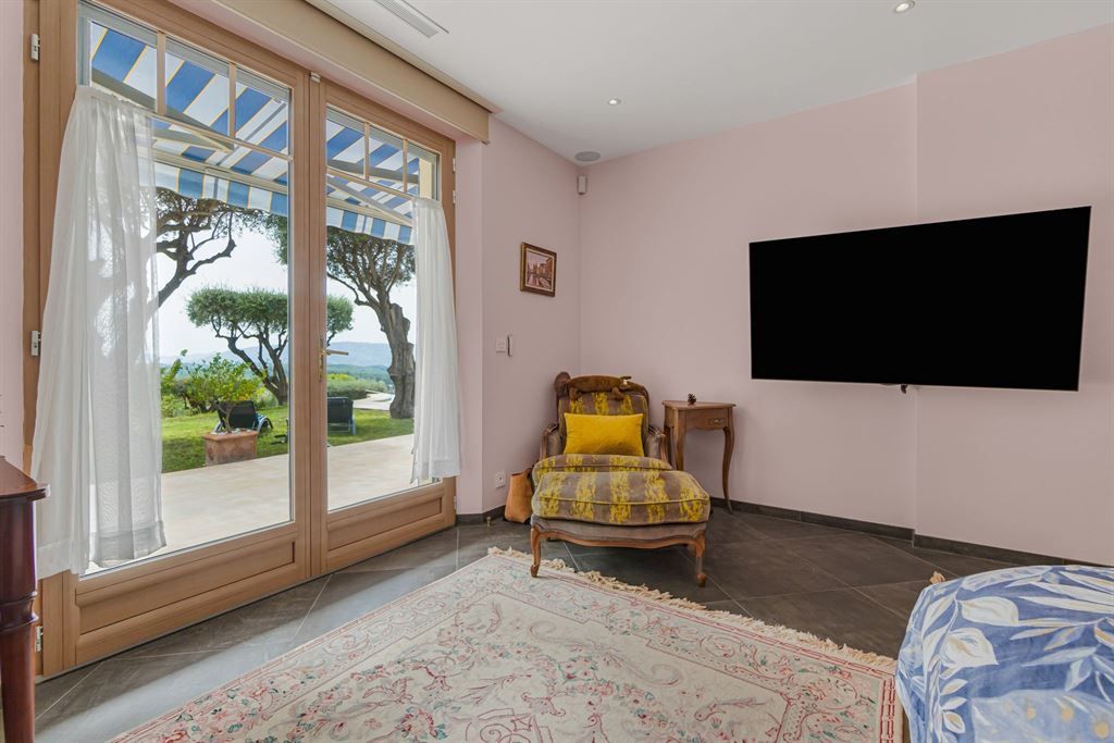 villa de luxe 10 Pièces en vente sur GRASSE (06130)