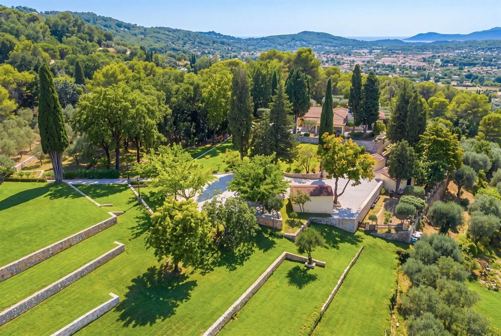 villa de luxe 10 Pièces en vente sur GRASSE (06130)