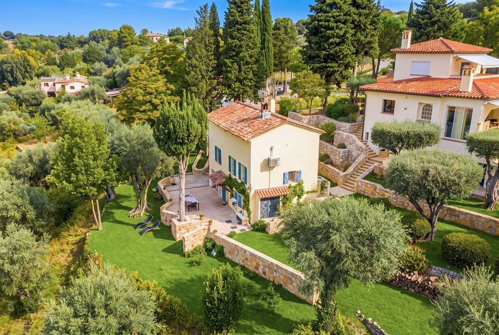 villa de luxe 10 Pièces en vente sur GRASSE (06130)