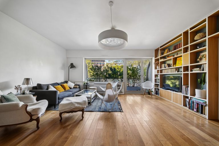 luxury apartment 5 Rooms for sale on NEUILLY SUR SEINE (92200)