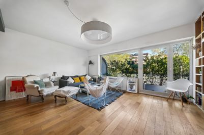 Sale Luxury apartment Neuilly-sur-Seine 5&nbsp;Rooms 102&nbsp;m²
