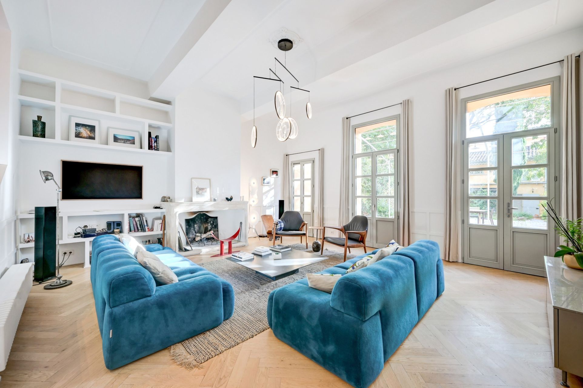 mansion (hôtel particulier) 14 Rooms for sale on AIX EN PROVENCE (13100)