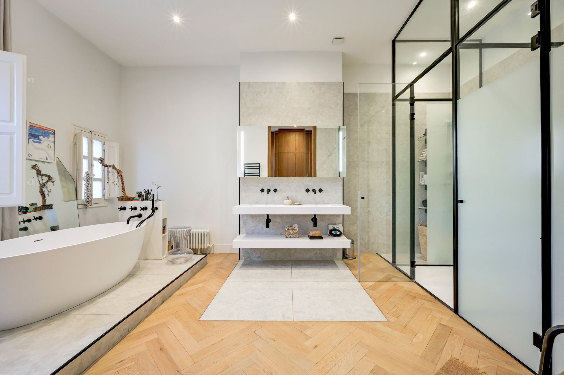 mansion (hôtel particulier) 14 Rooms for sale on AIX EN PROVENCE (13100)