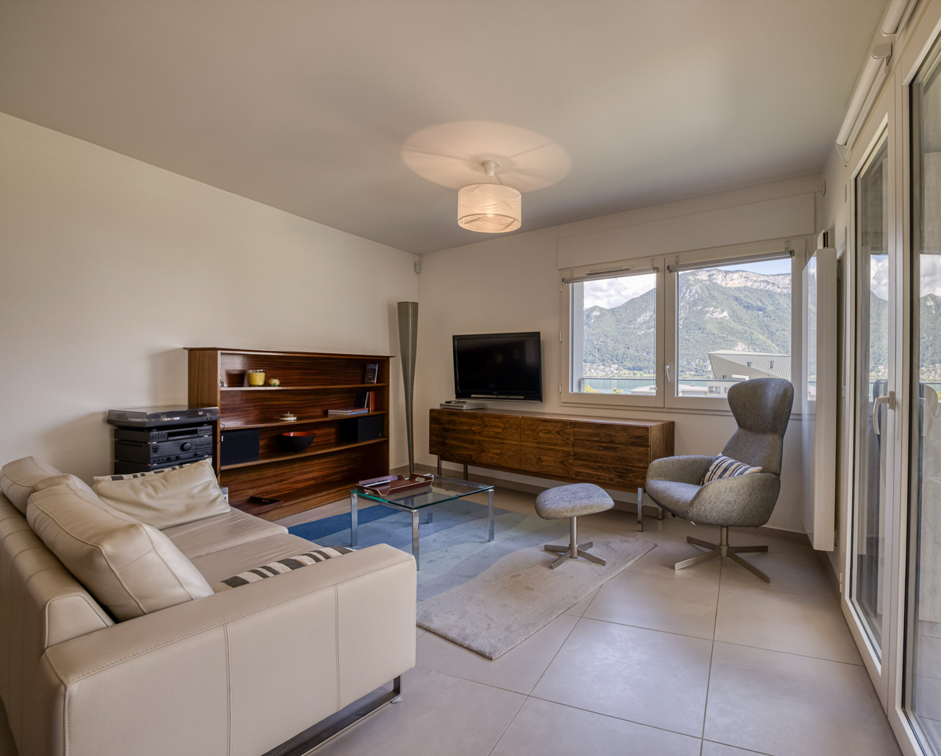 luxury apartment 3 Rooms for sale on ANNECY (74000)