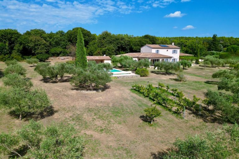 maison de luxe 5 Pièces en vente sur UZES (30700)