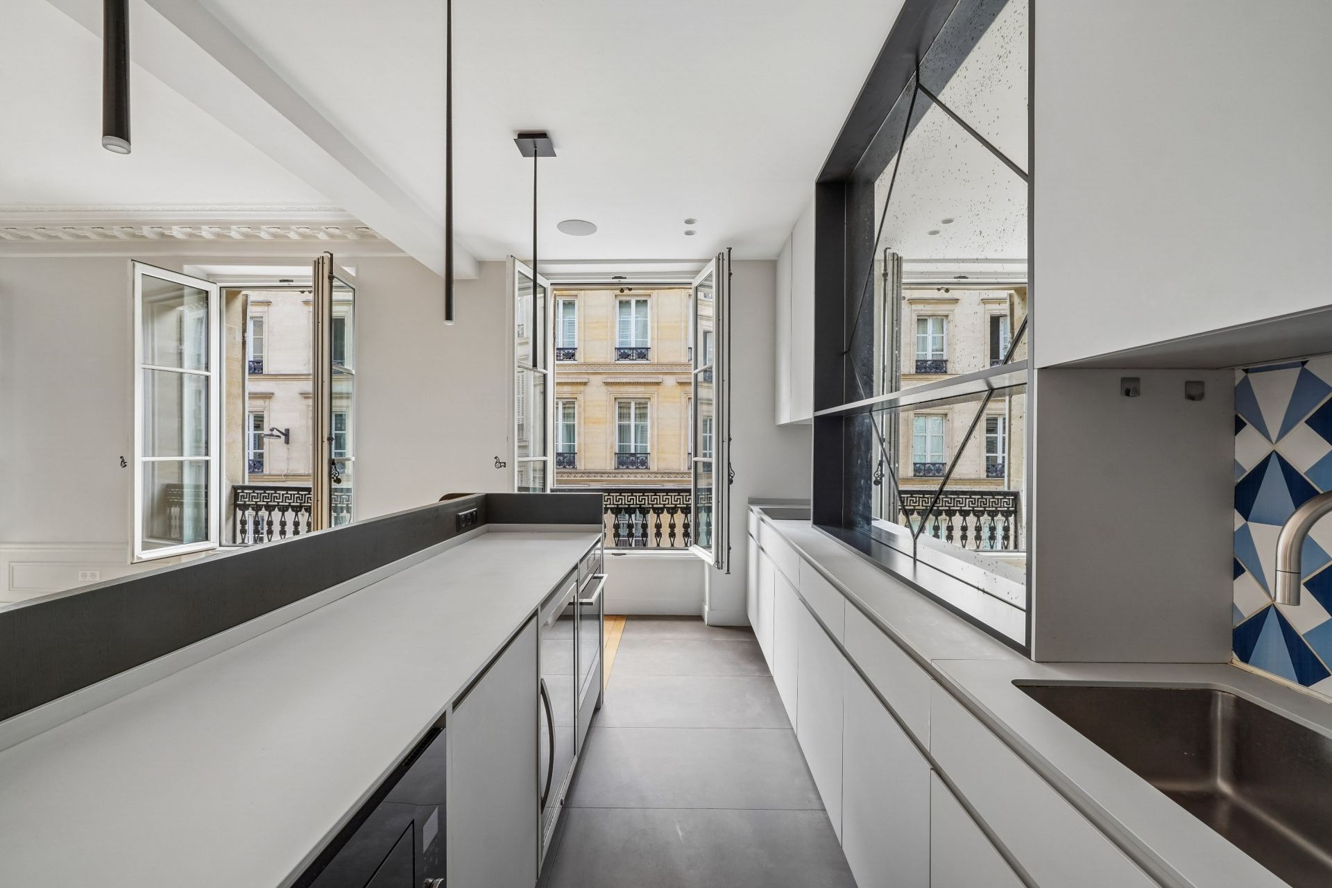 luxury apartment 6 Rooms for sale on PARIS (75009)