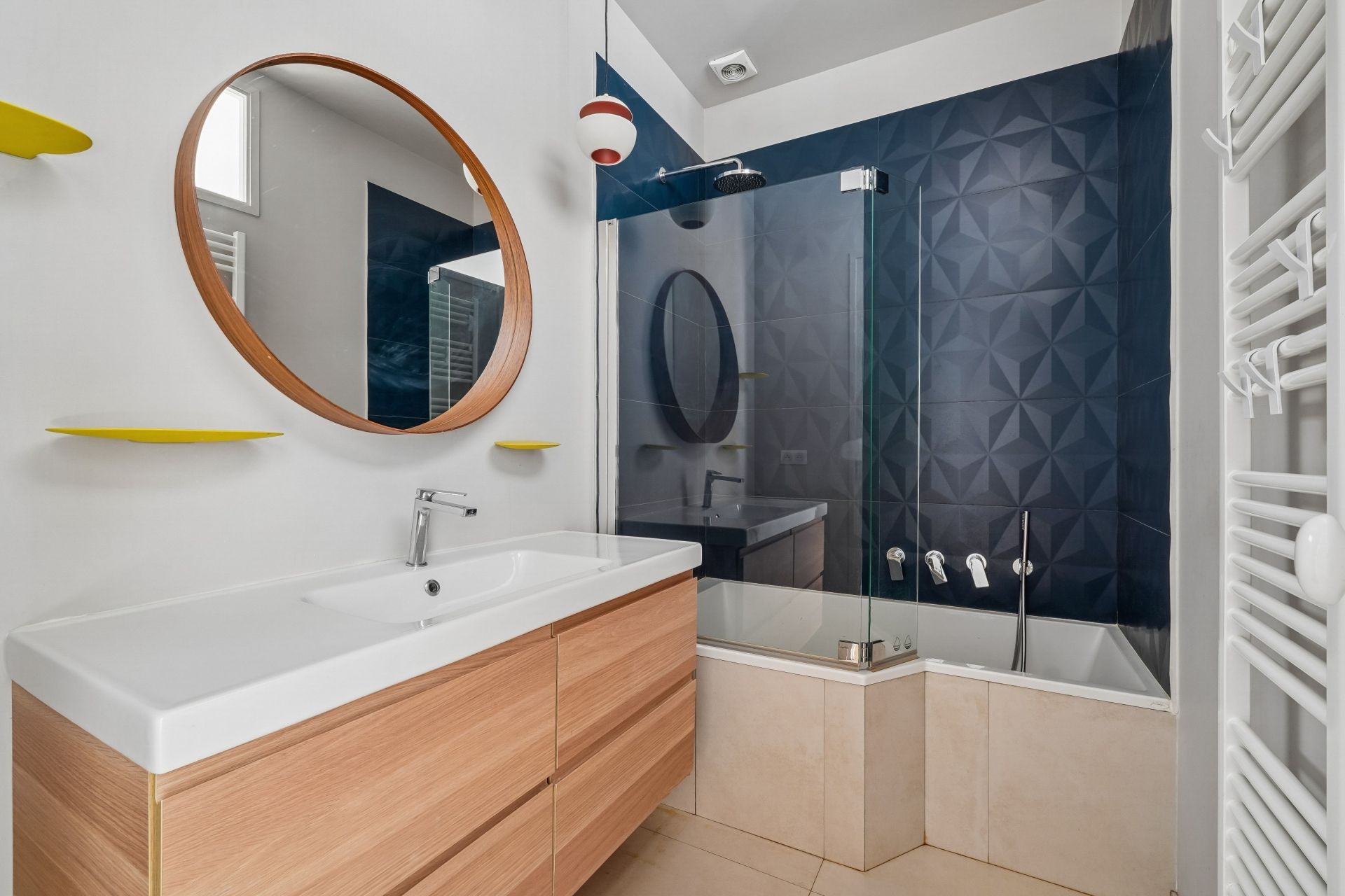luxury apartment 6 Rooms for sale on PARIS (75009)