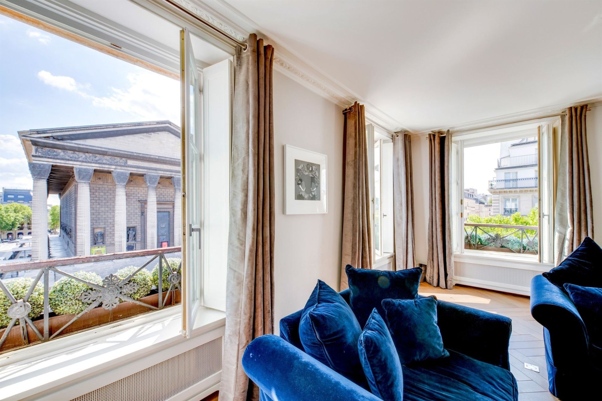 appartement de luxe 9 Pièces en location sur PARIS (75008)