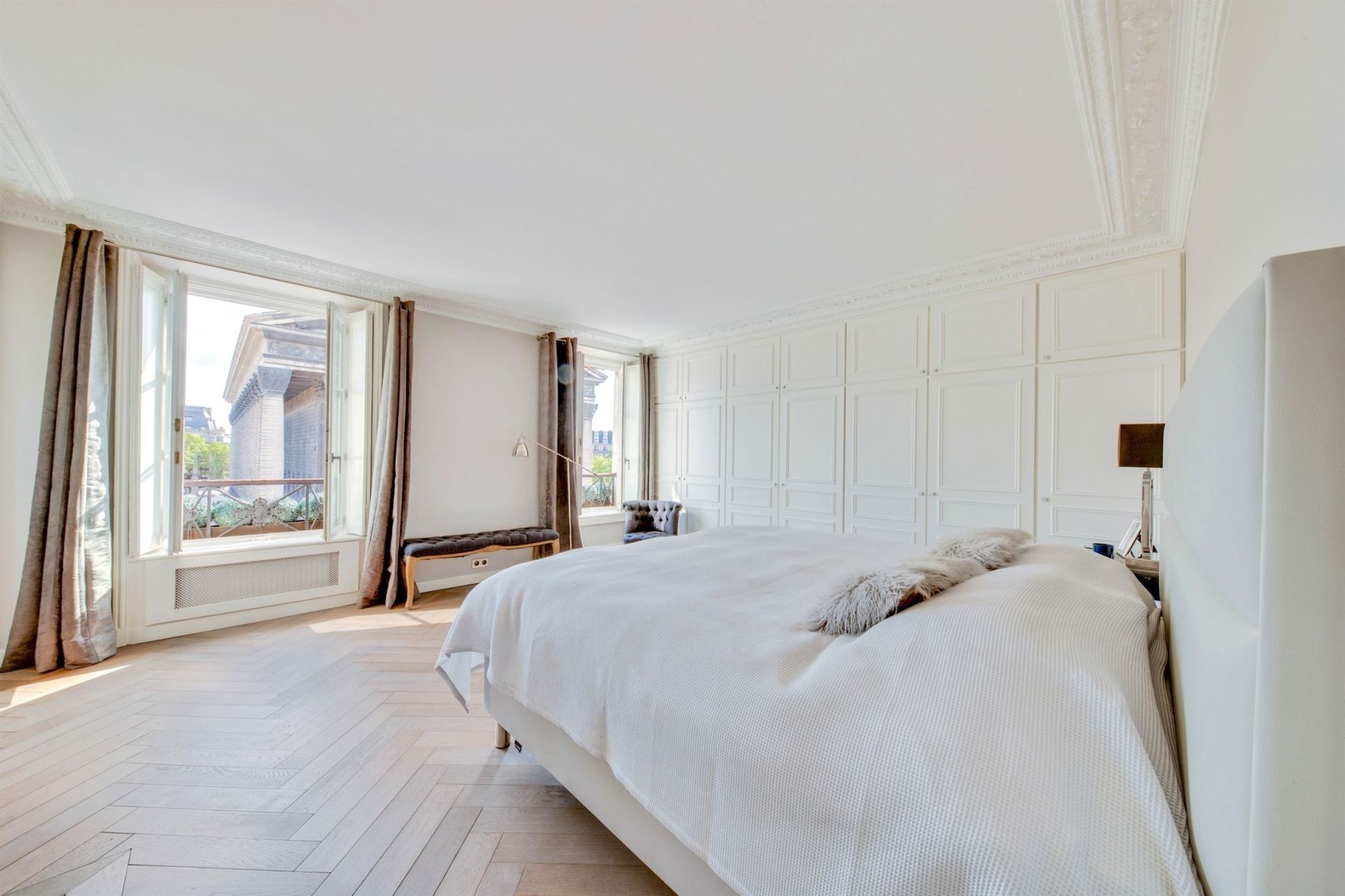 appartement de luxe 9 Pièces en location sur PARIS (75008)