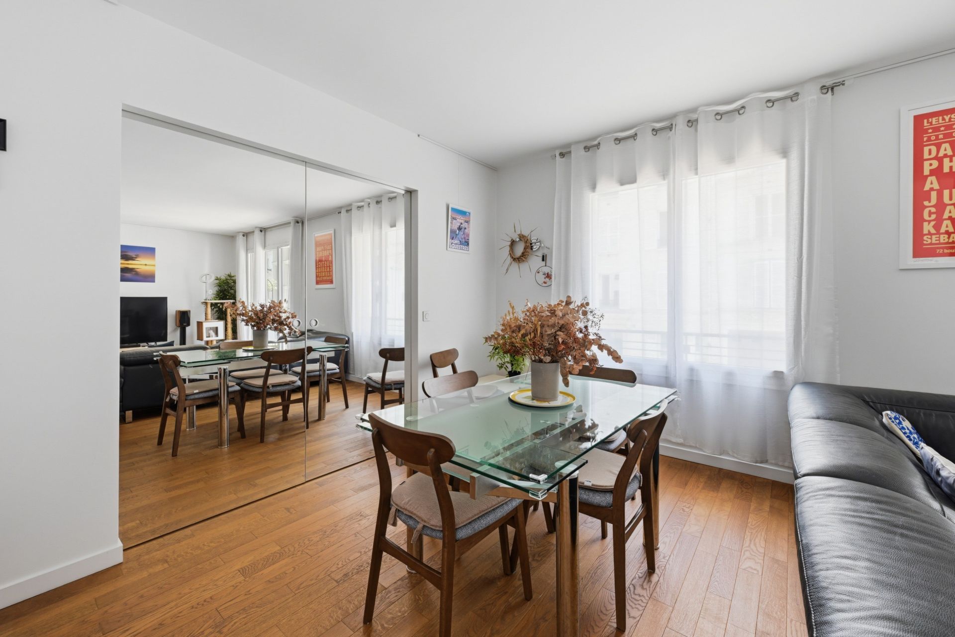 luxury apartment 5 Rooms for sale on NEUILLY SUR SEINE (92200)