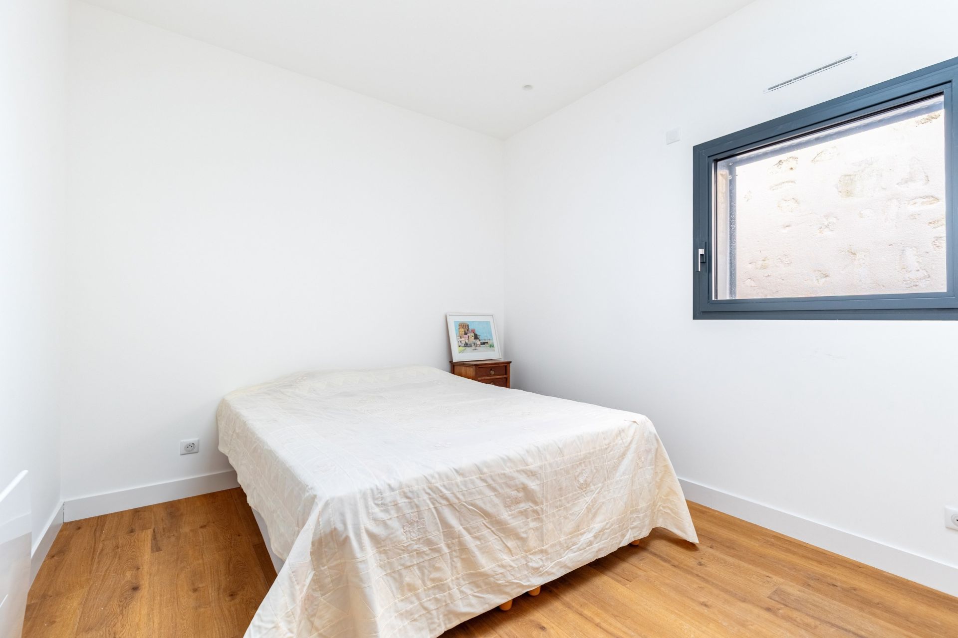 luxury apartment 3 Rooms for sale on BORDEAUX (33000)