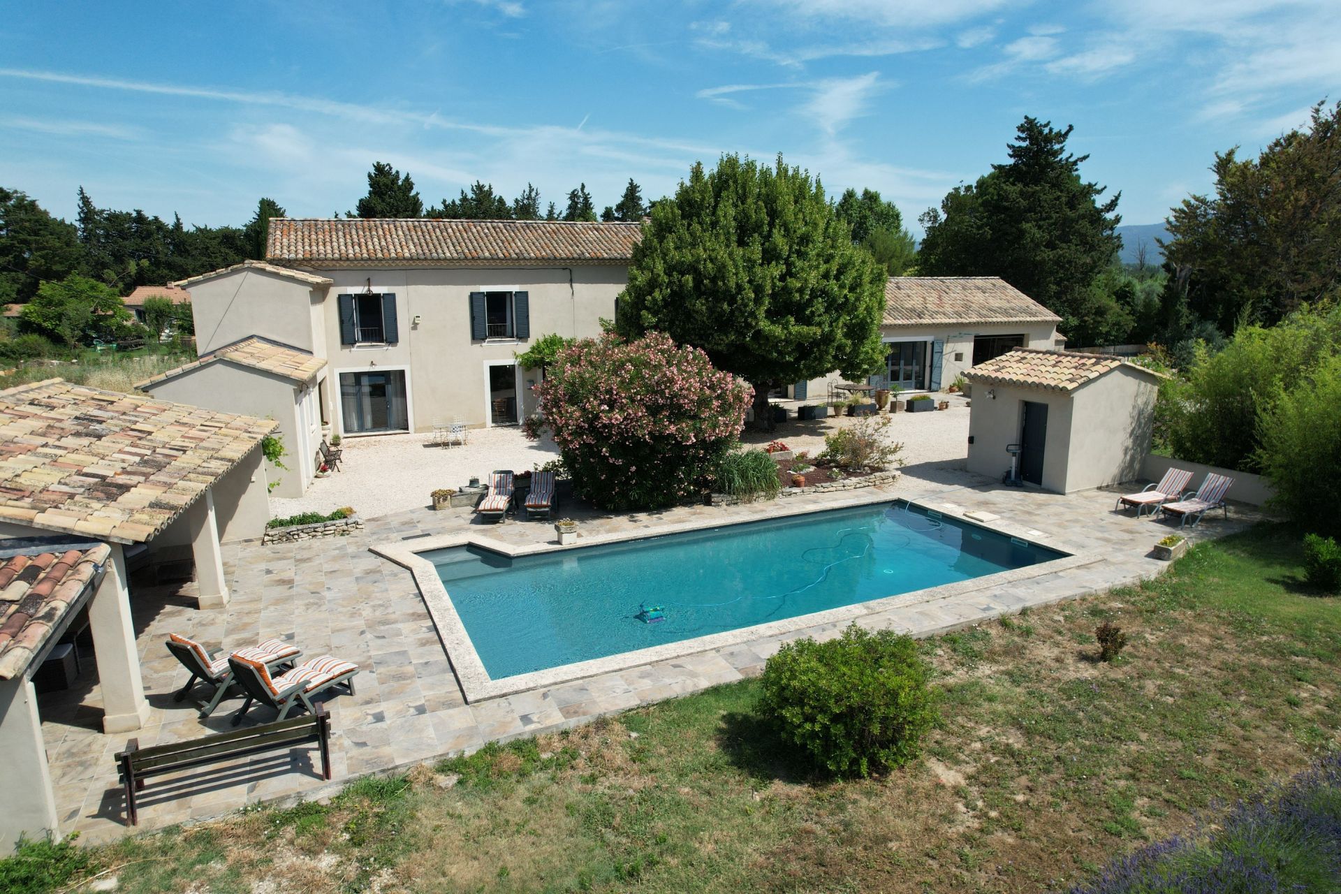 maison de luxe 9 Pièces en vente sur L ISLE SUR LA SORGUE (84800)