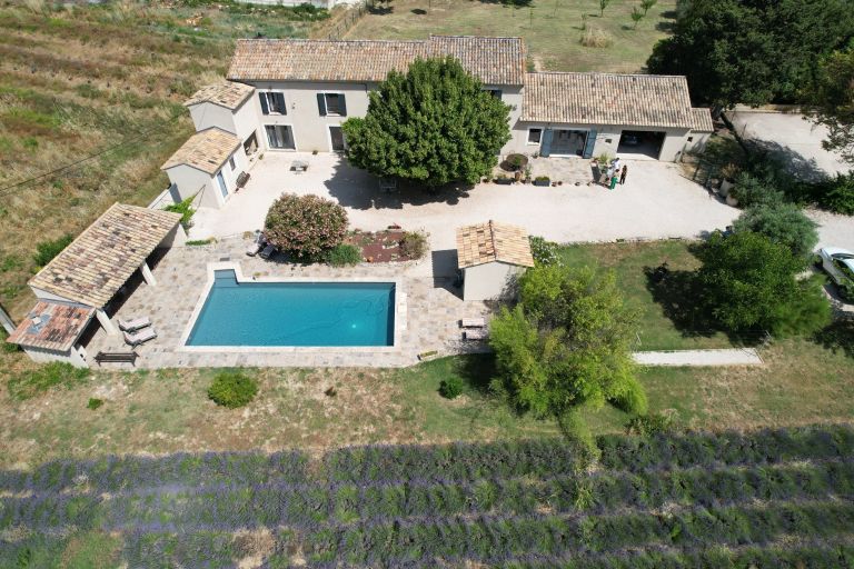 maison de luxe 9 Pièces en vente sur L ISLE SUR LA SORGUE (84800)