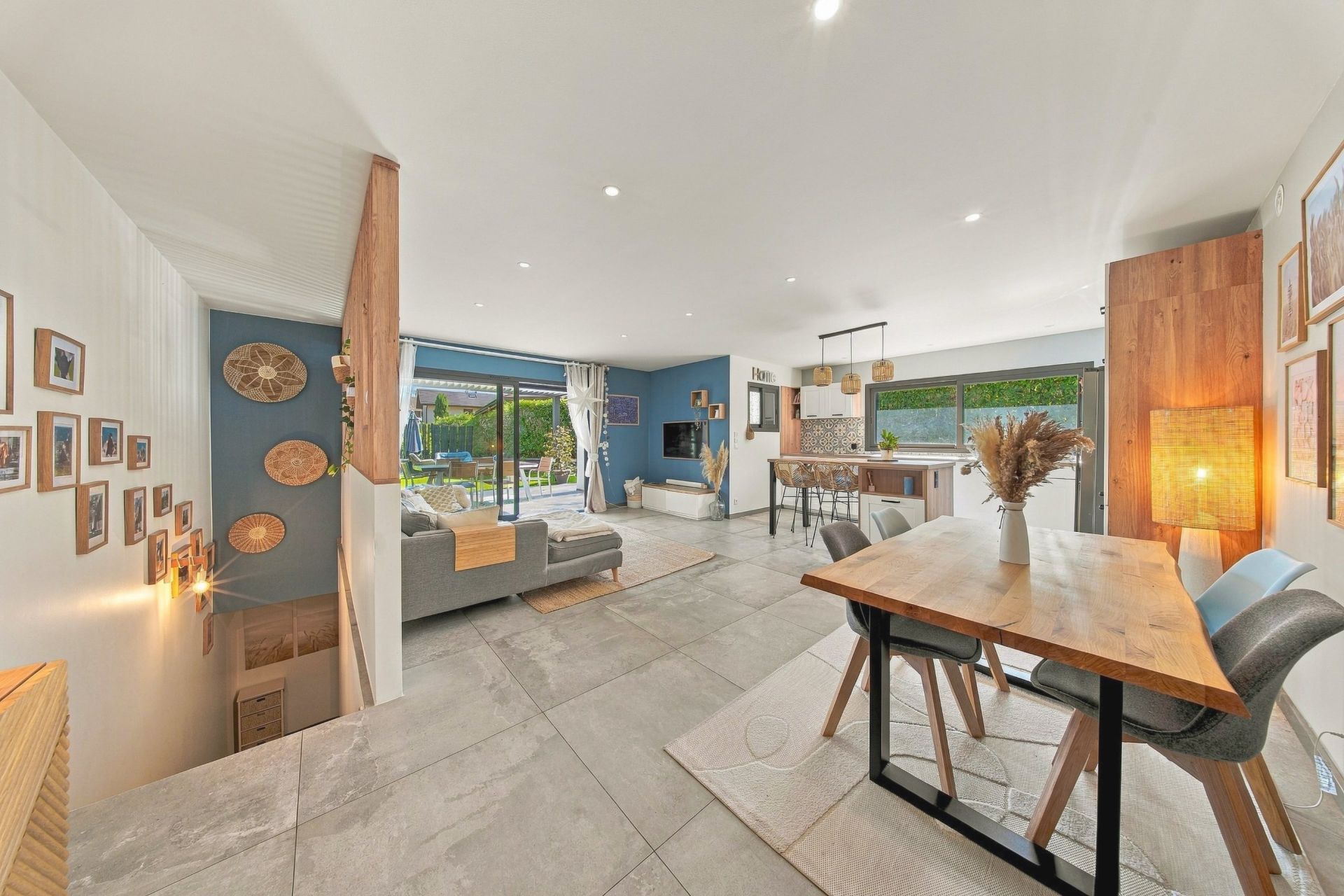 appartement de luxe 5 Pièces en vente sur DIVONNE LES BAINS (01220)