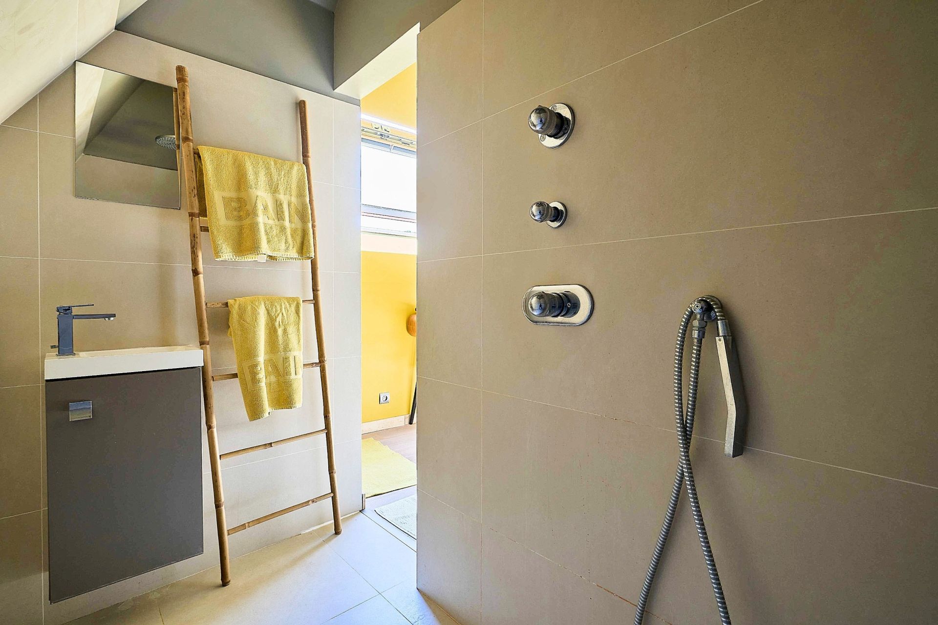 maison de luxe 13 Pièces en vente sur CROIX (59170)