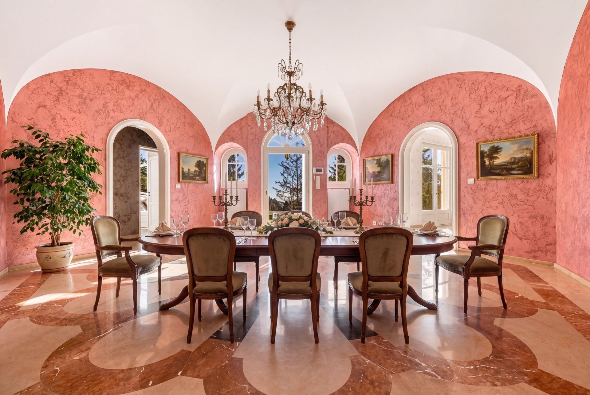 architect's house 20 Rooms for sale on GEX (01170)