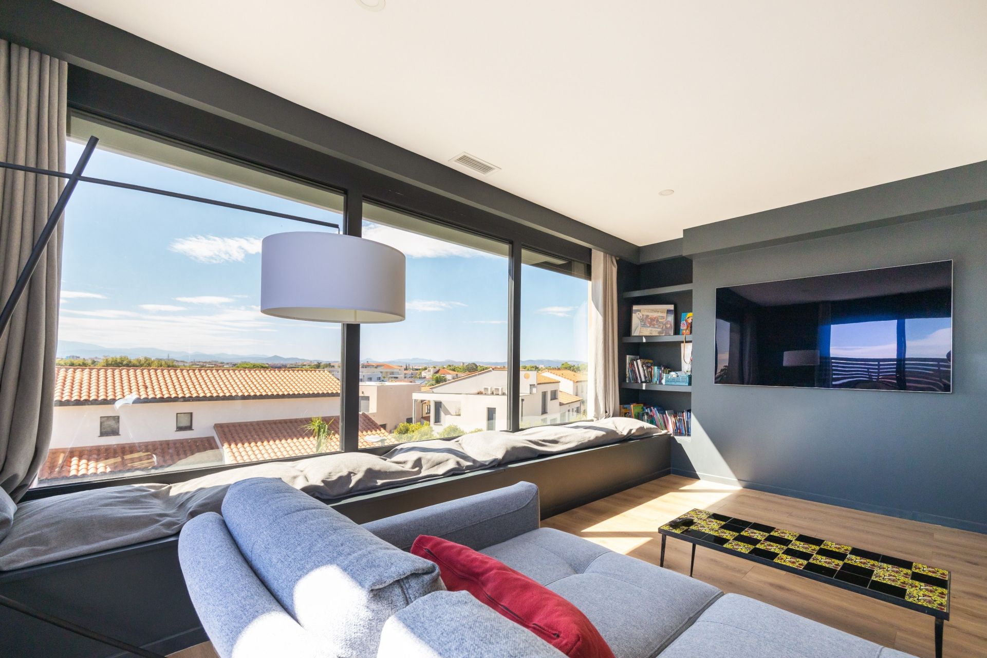 luxury house 5 Rooms for sale on PERPIGNAN (66000)