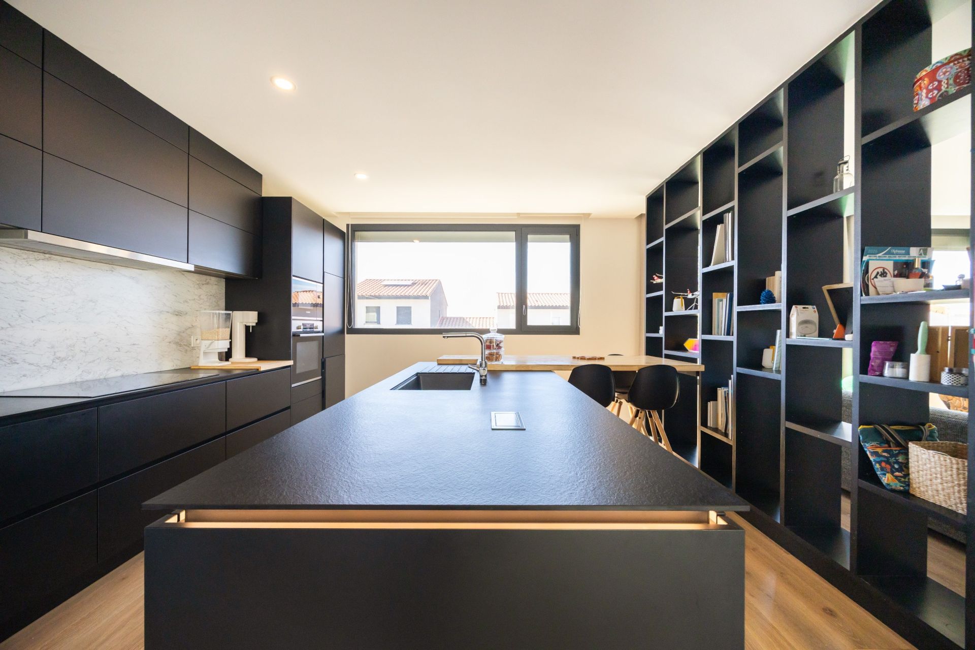 luxury house 5 Rooms for sale on PERPIGNAN (66000)