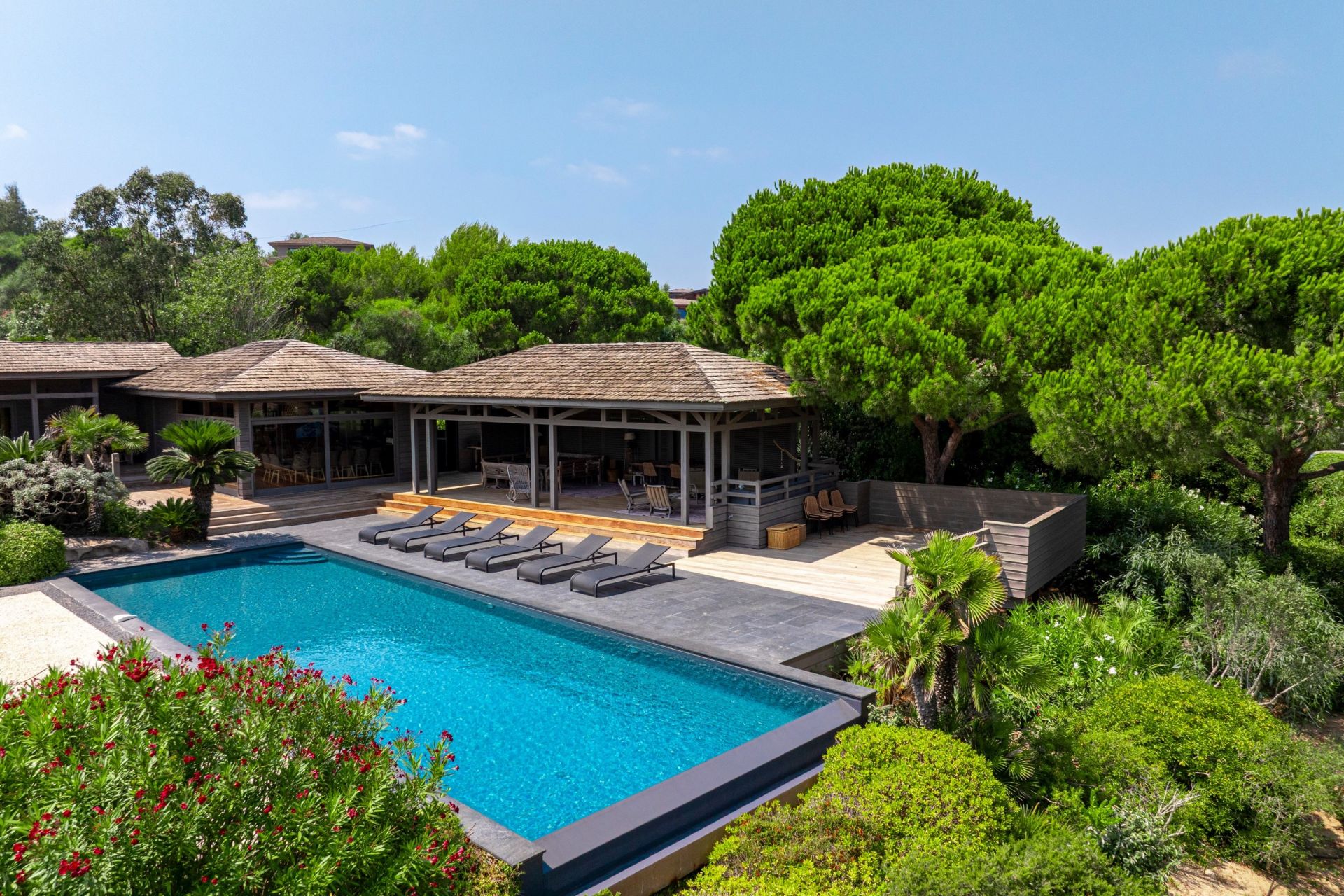 villa de luxe 9 Pièces en location saisonnière sur BONIFACIO (20169)