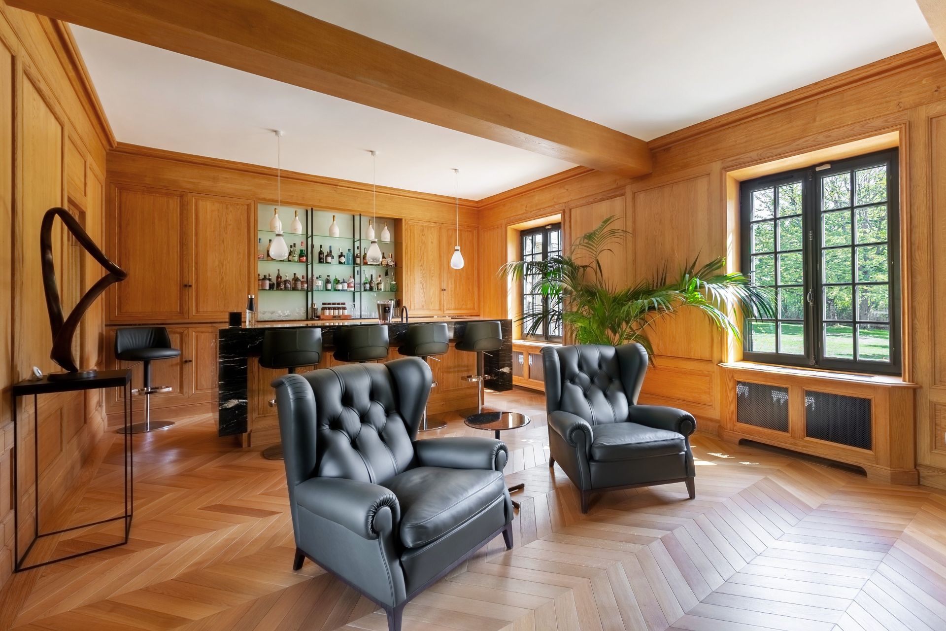 luxury property 20 Rooms for sale on BARBIZON (77630)