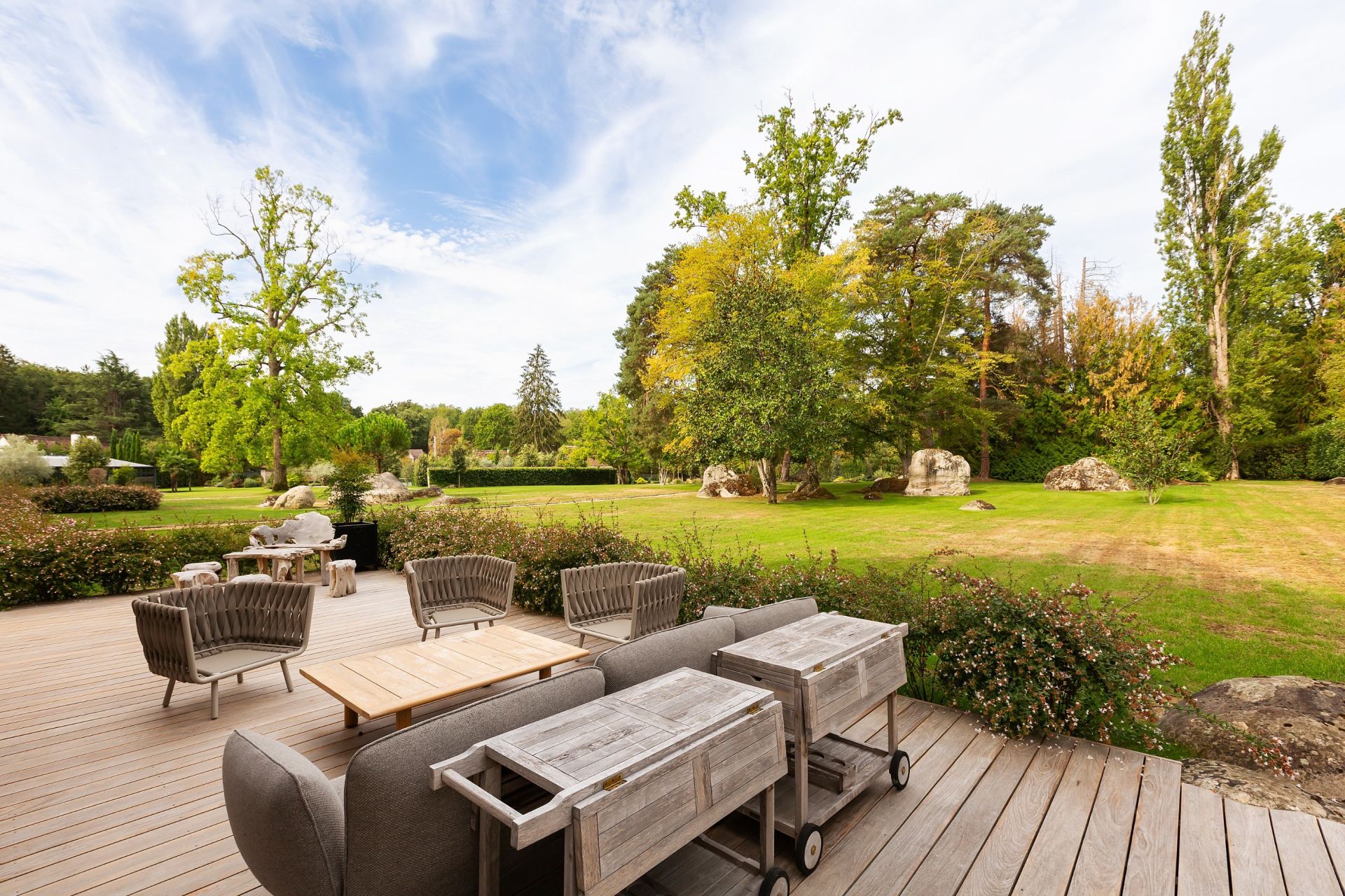 luxury property 20 Rooms for sale on BARBIZON (77630)