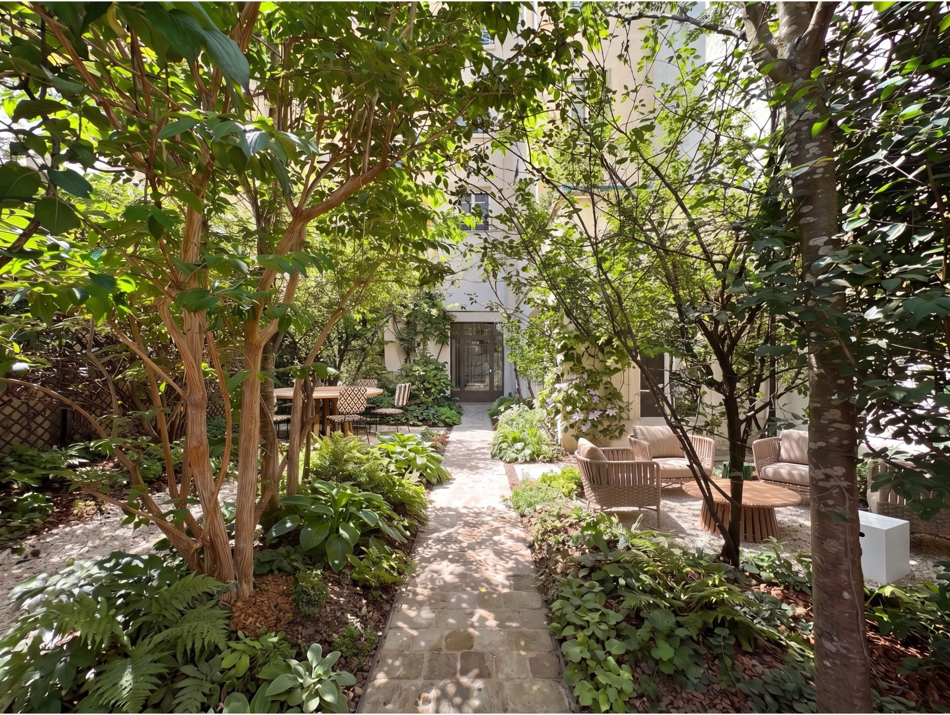 hôtel particulier 13 Pièces en vente sur PARIS (75006)