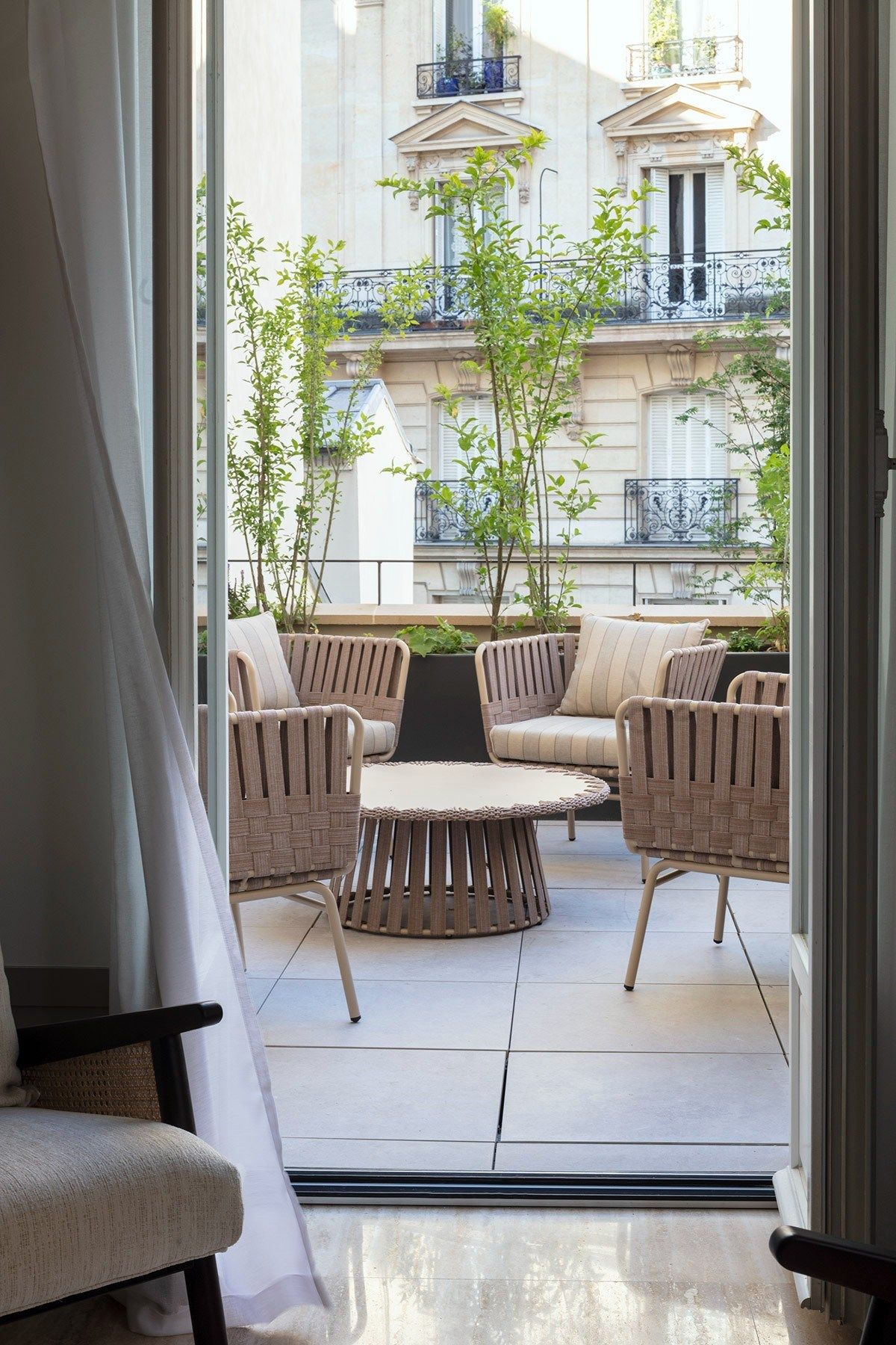 hôtel particulier 13 Pièces en vente sur PARIS (75006)