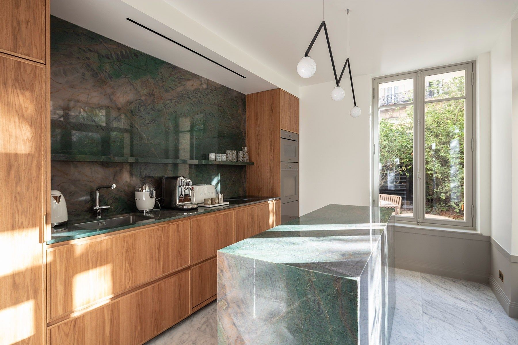 hôtel particulier 13 Pièces en vente sur PARIS (75006)
