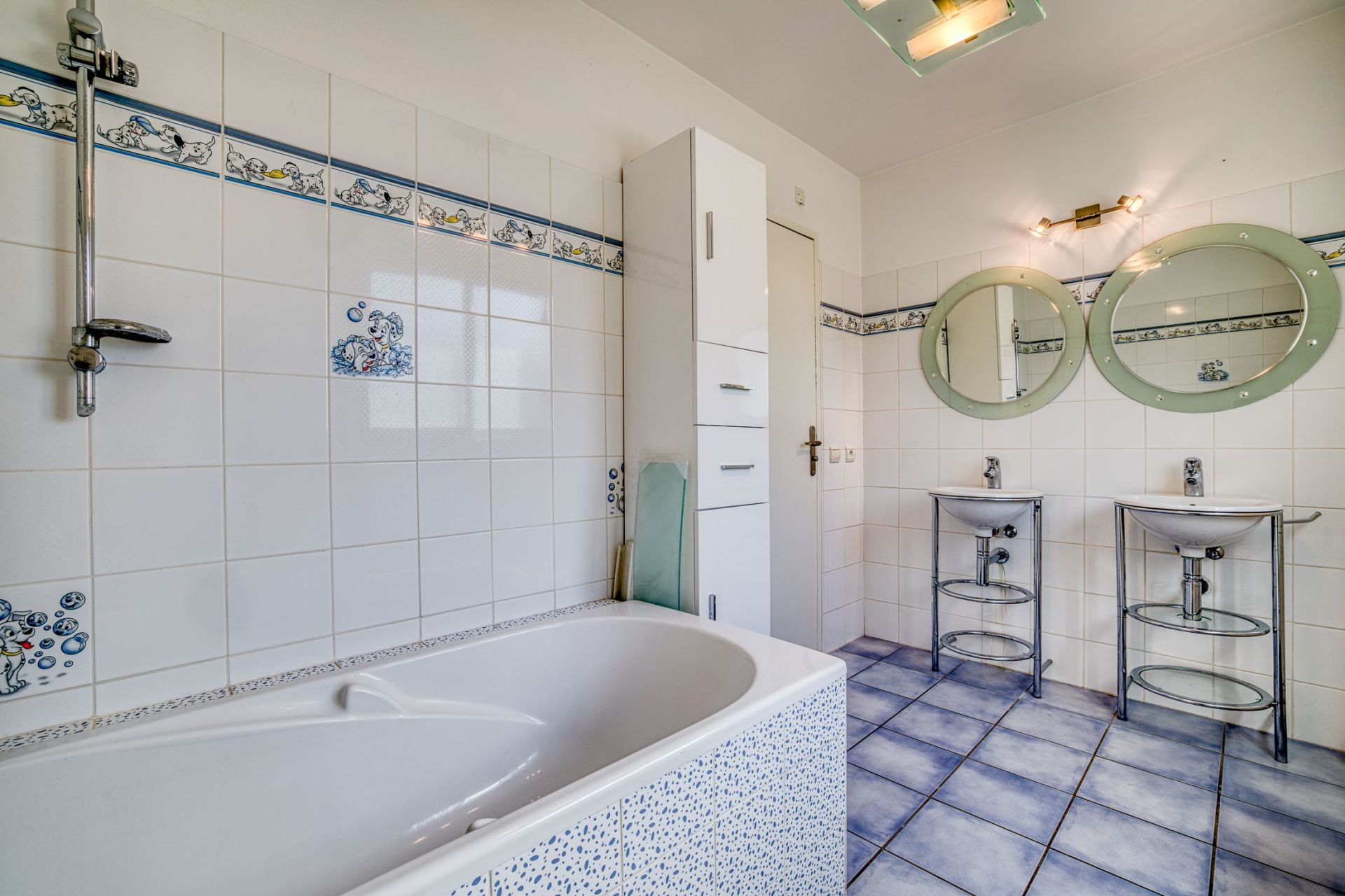 luxury house 9 Rooms for sale on CULOZ BEON (01350)
