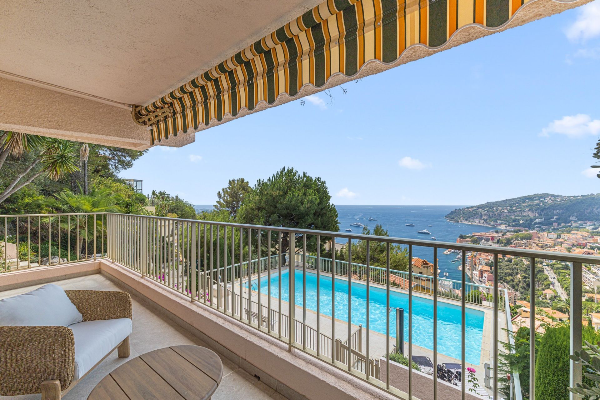 appartement de luxe 3 Pièces en vente sur VILLEFRANCHE SUR MER (06230)