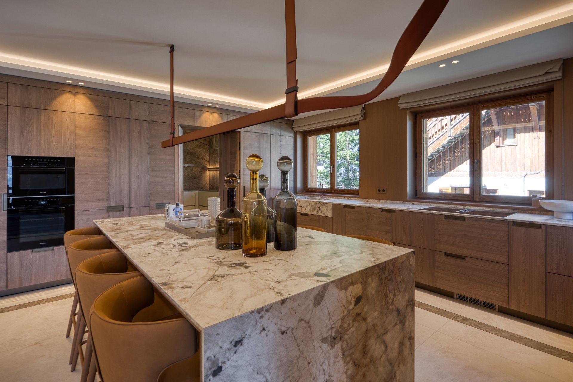 chalet de luxe 10 Pièces en location saisonnière sur COURCHEVEL (73120)