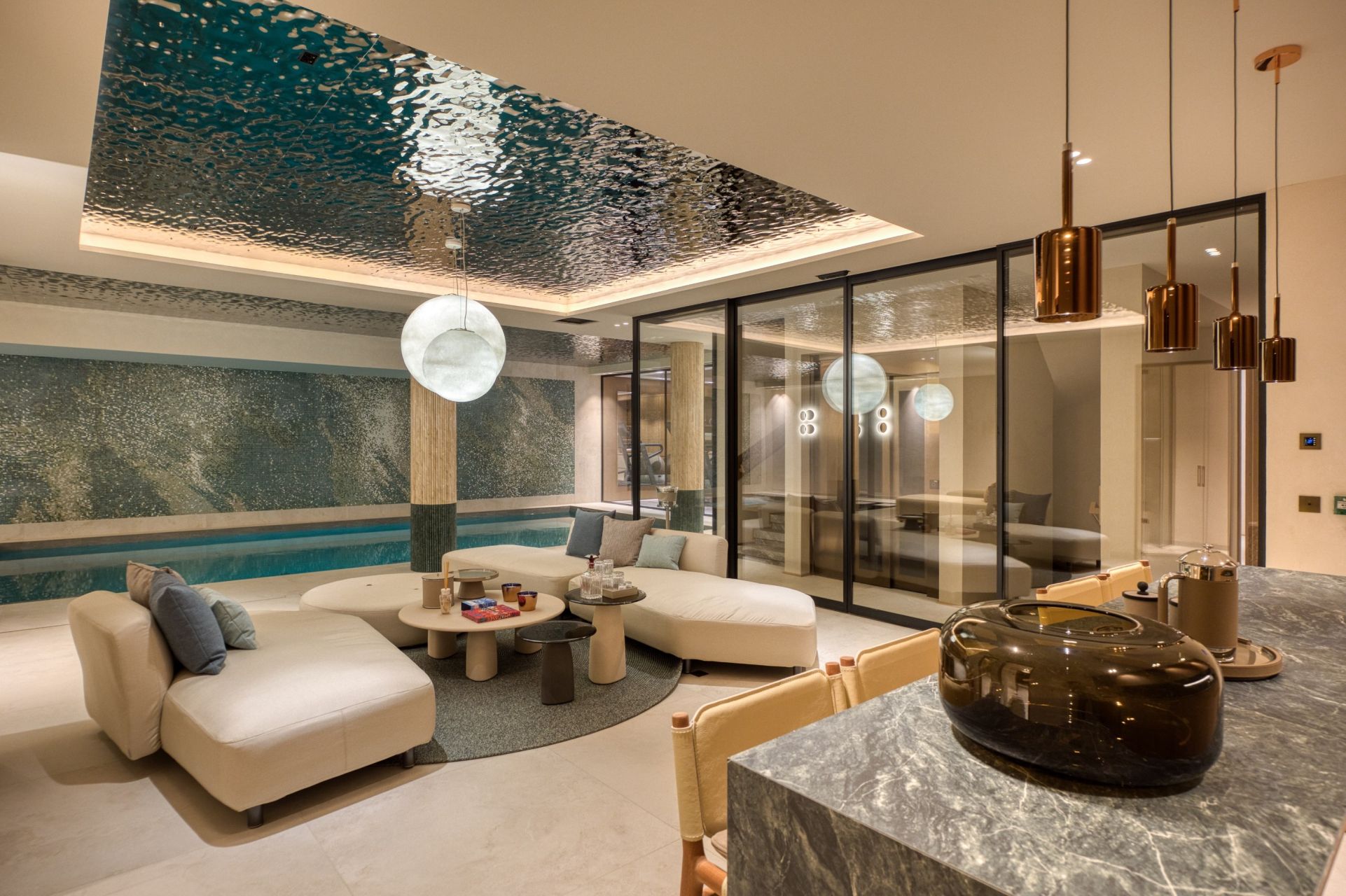 chalet de luxe 10 Pièces en location saisonnière sur COURCHEVEL (73120)