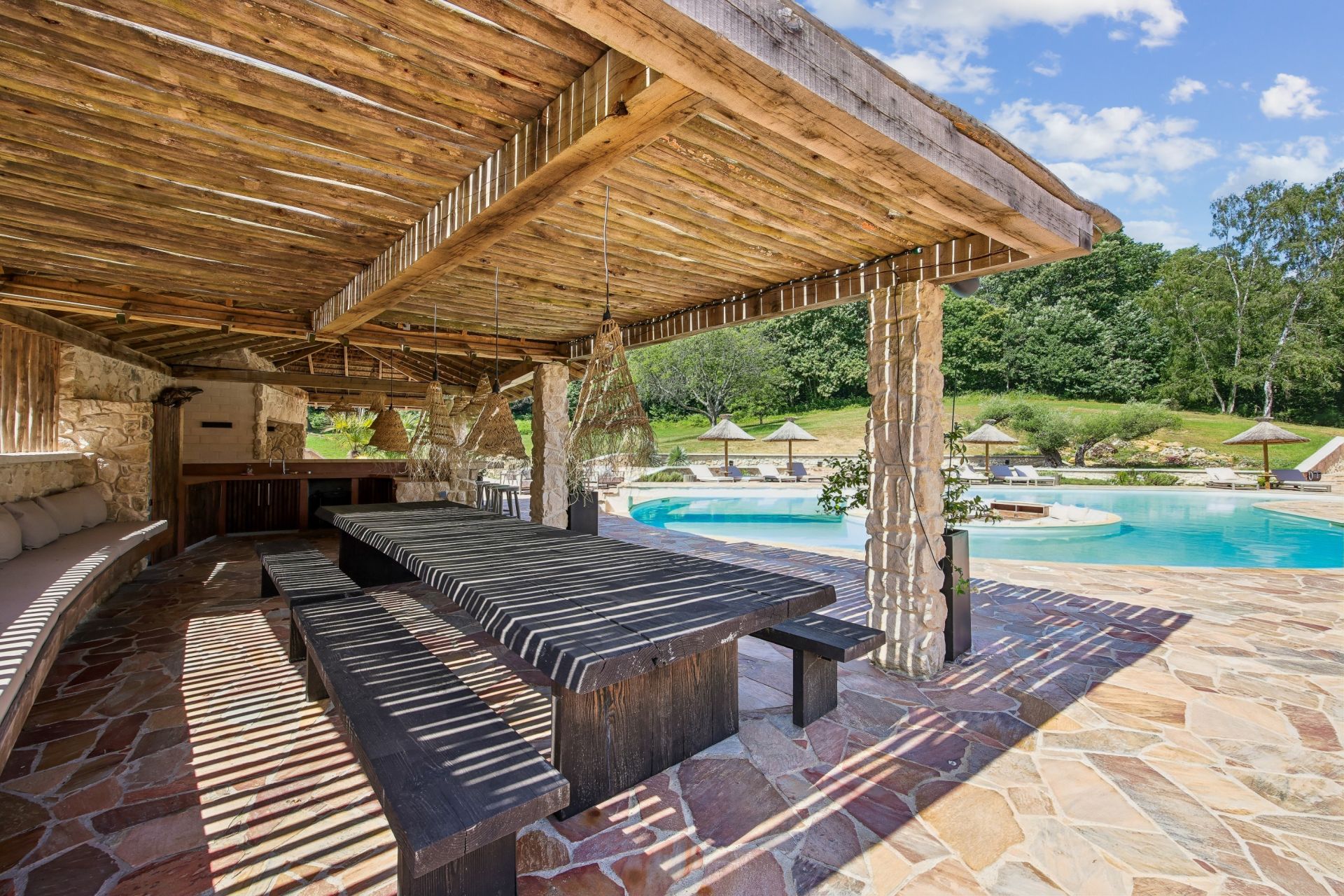 luxury house 16 Rooms for sale on MILON LA CHAPELLE (78470)